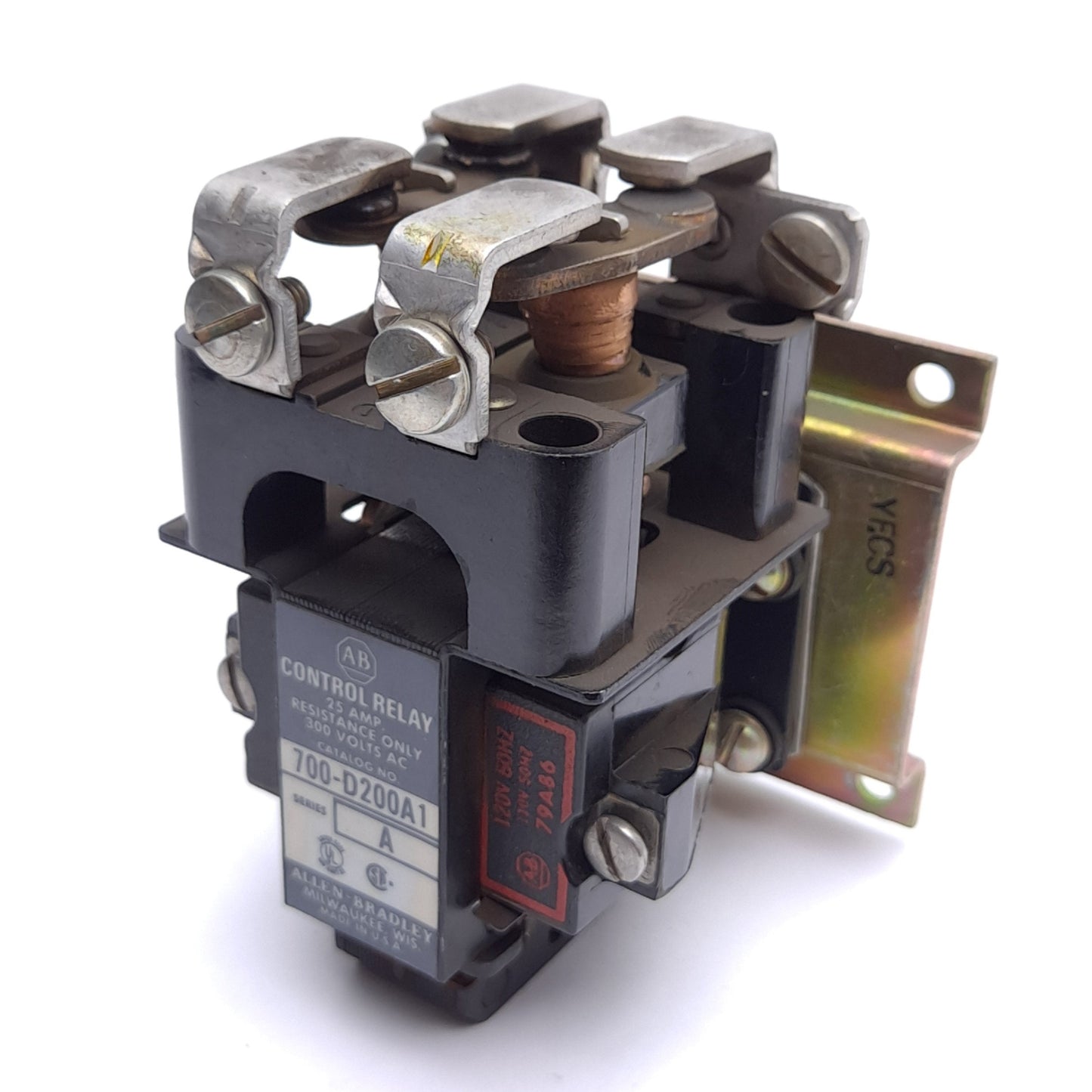 Used Allen Bradley 700-D200A1 Control Relay, 2-Pole, 2 NO, 25A, 110/120VAC Coil