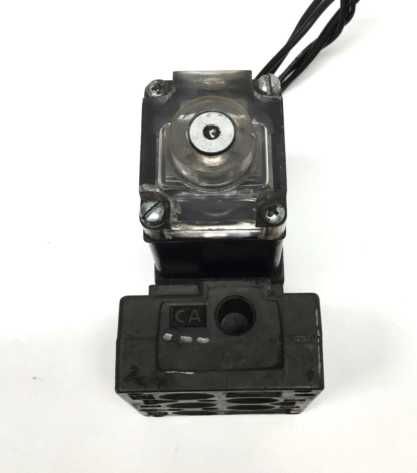 Used Numatics 11SAD44AO Solenoid Valve 5-Port, 2-Position, 1/4" NPT, 150psi, 120VAC
