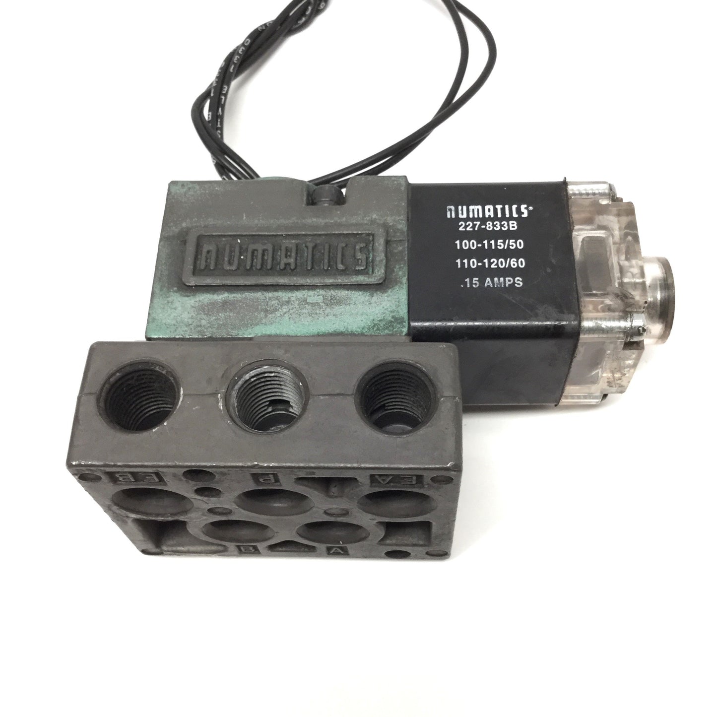 Used Numatics 11SAD44AO Solenoid Valve 5-Port, 2-Position, 1/4" NPT, 150psi, 120VAC