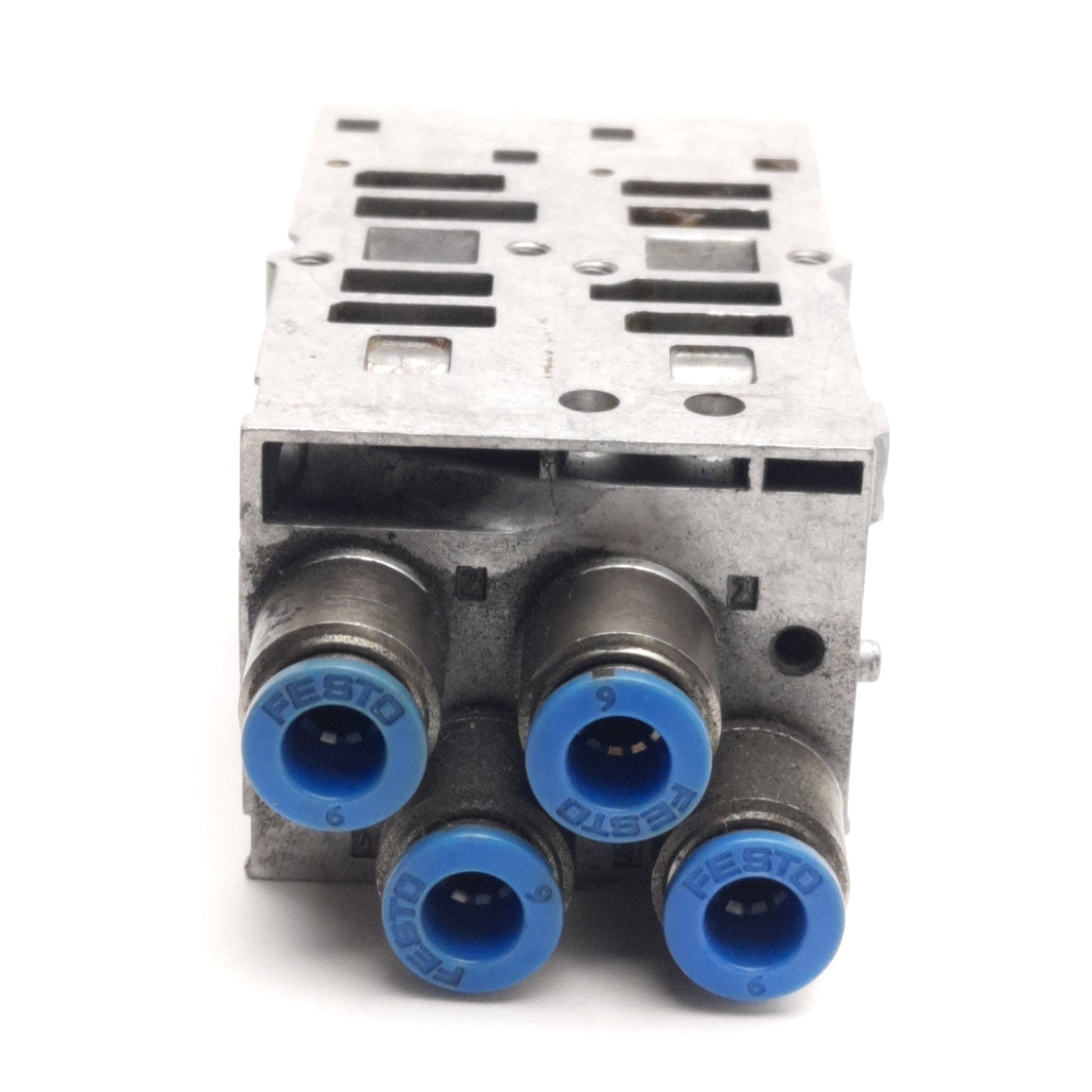 Used Festo VMPA2-FB-2-1 538000 Pneumatic Valve Sub-Base, G1/8, 6mm P2C, 10bar Max