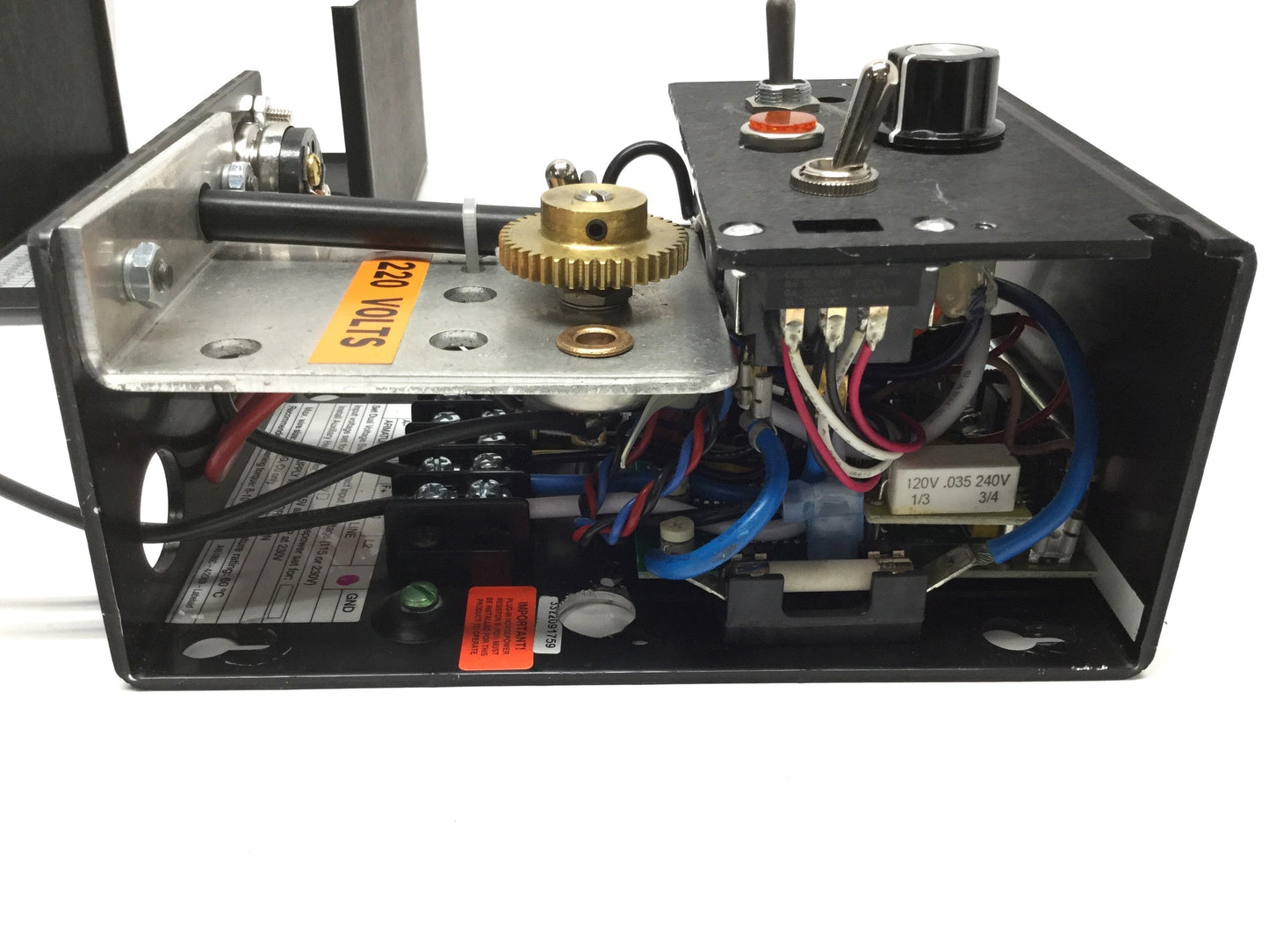 Used KB KBMD-240D 9370G w/FBR DC Motor Speed Control from a Durant Machine