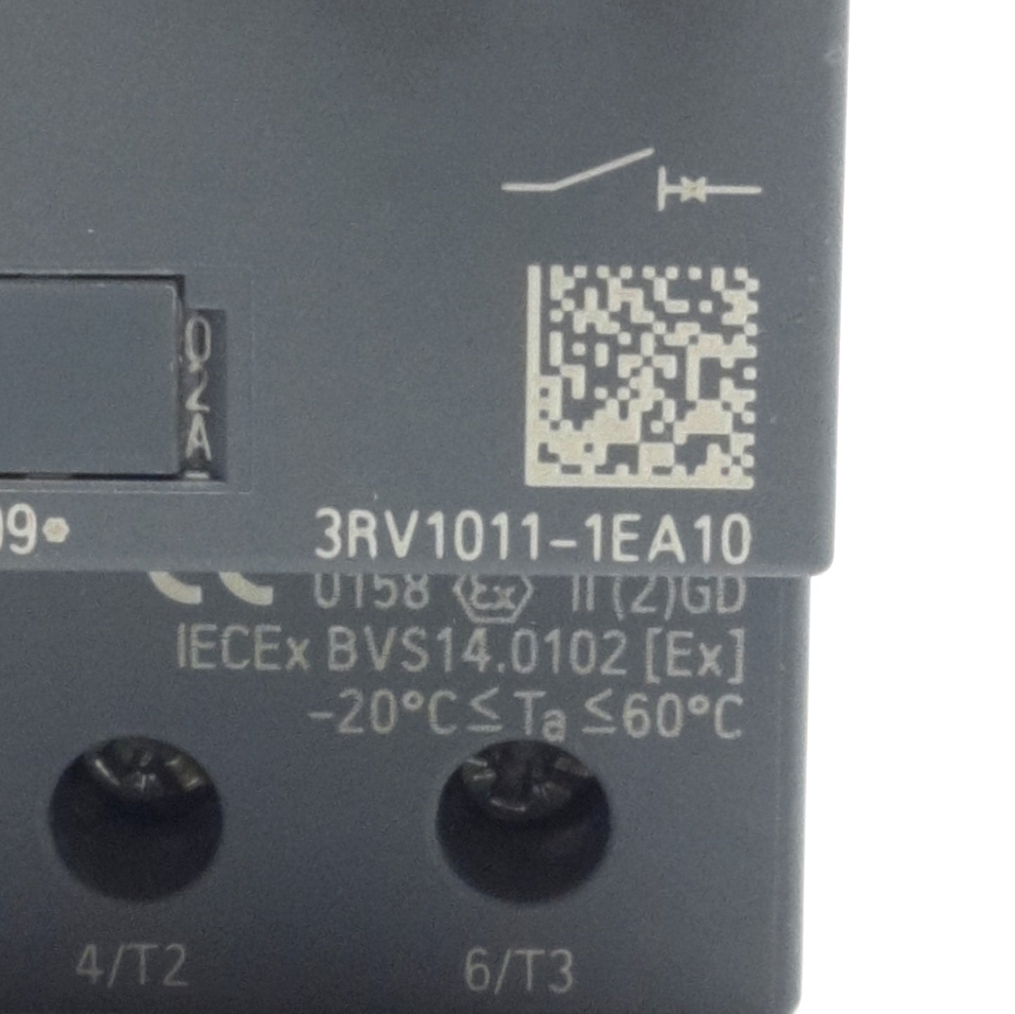 Used Siemens 3RV1011-1EA10 Circuit Breaker, 3-Pole, 2.8-4A, 690VAC, DIN Rail Mount