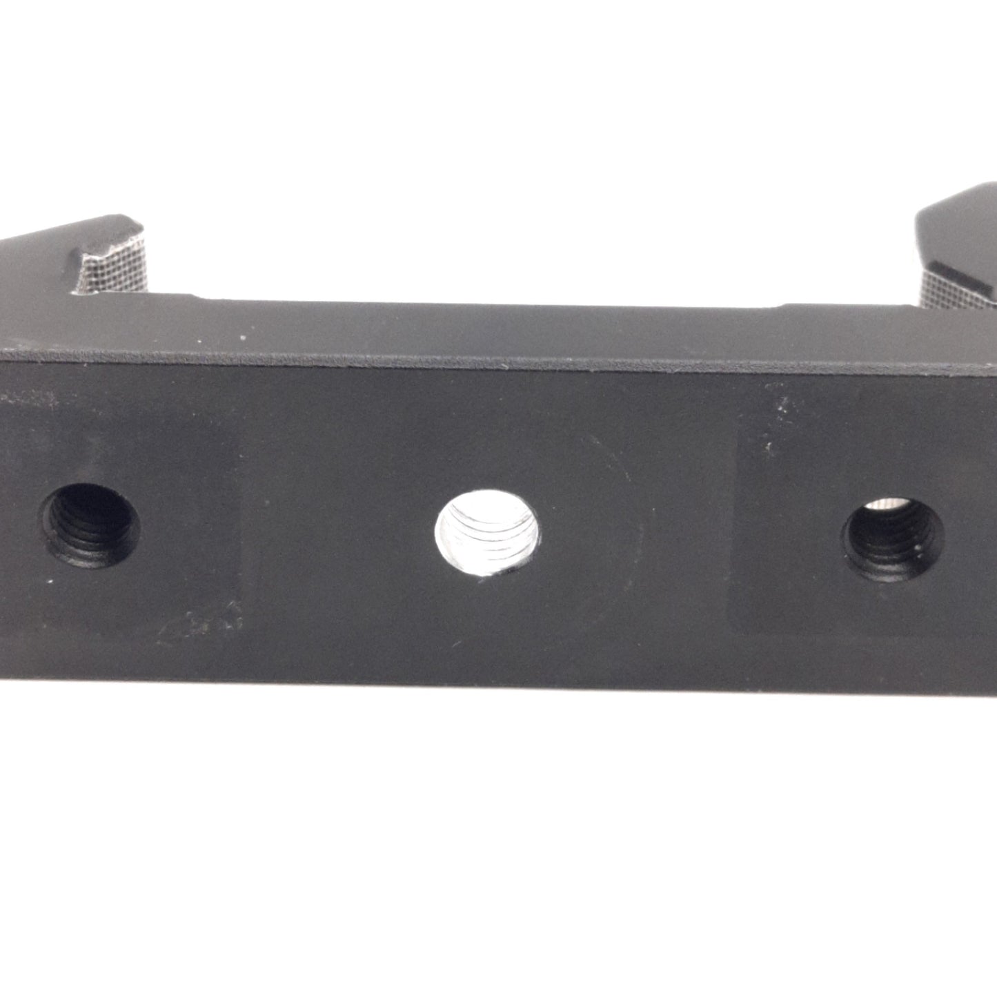 Used OptoSigma CAA-25LSEE Carrier for OBA-SH/OBT-SH/SUU Medium Optical Rails *Bored*