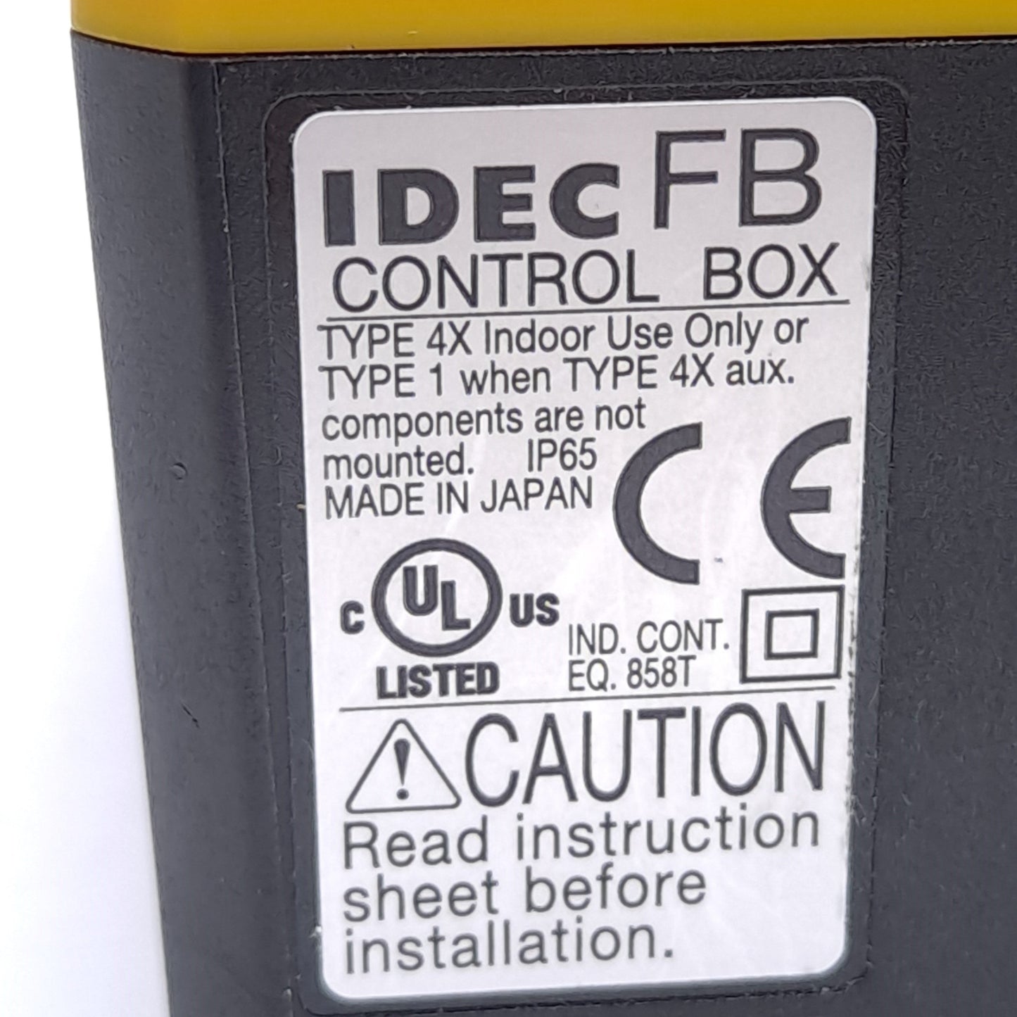 Used Idec FB1W-HW1B-V402R Emergency E-Stop Pushbutton Switch Enclosure, Twist-Reset