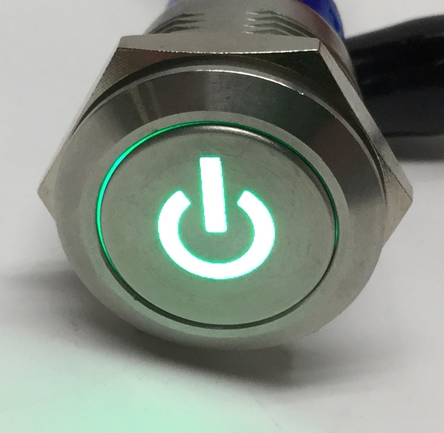 New – Open box Lot of 3 E-Switch ULV4F2BSS531 Illuminated Power Switch, Green, SPDT, 3A 250VAC