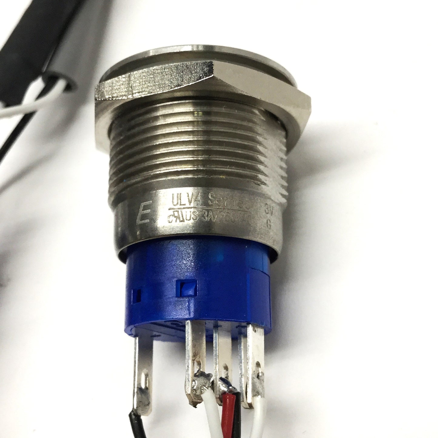 New – Open box Lot of 3 E-Switch ULV4F2BSS531 Illuminated Power Switch, Green, SPDT, 3A 250VAC