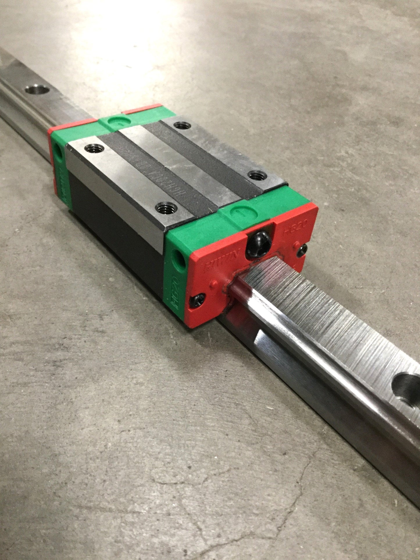 Used Hiwin HGH20CA Ball Bearing Carriage Block Slide on 2285mm Linear Guide Rail