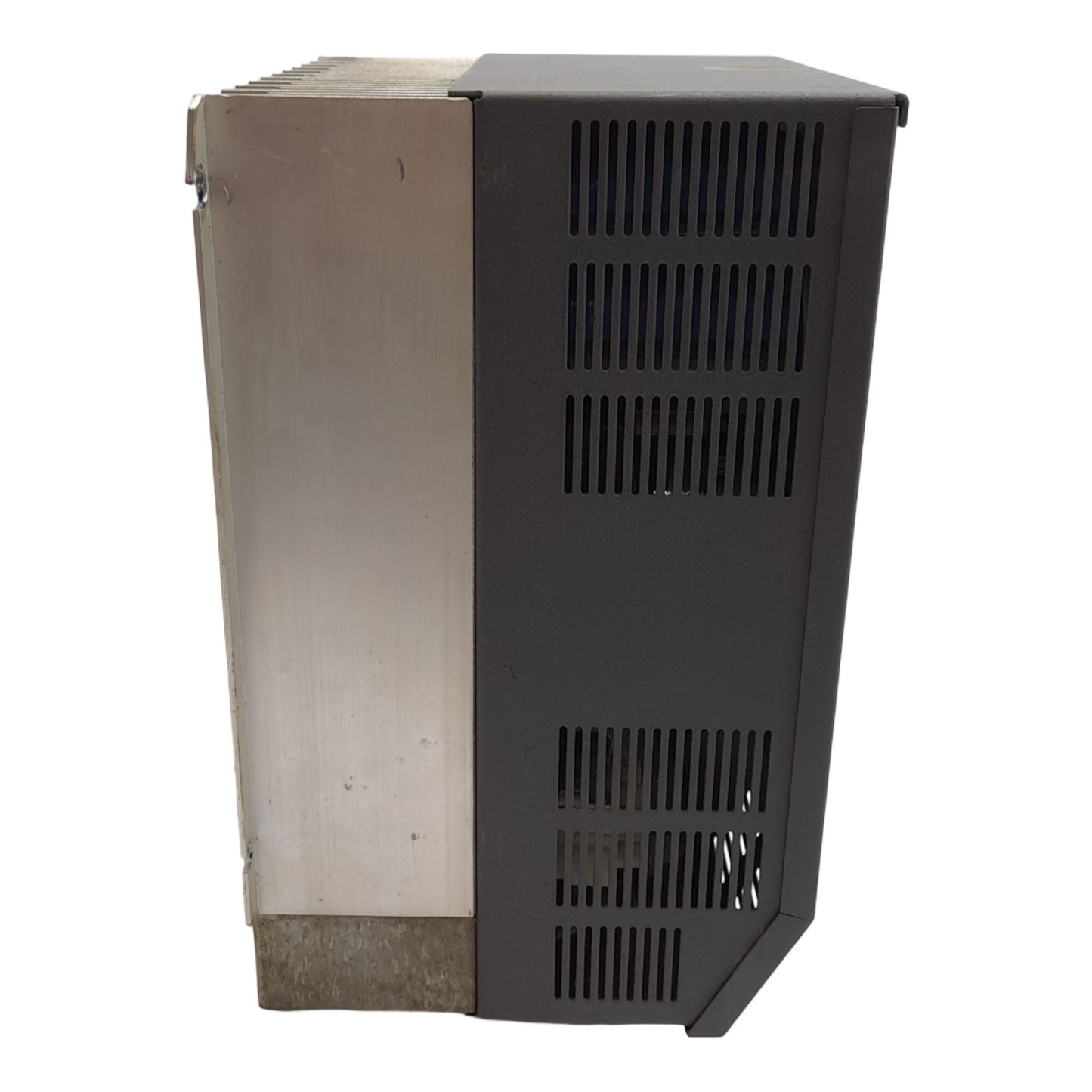 Used Lenze M14150B AC Tech MC Series Variable Frequency Drive 400/480VAC 3-Phase 15HP