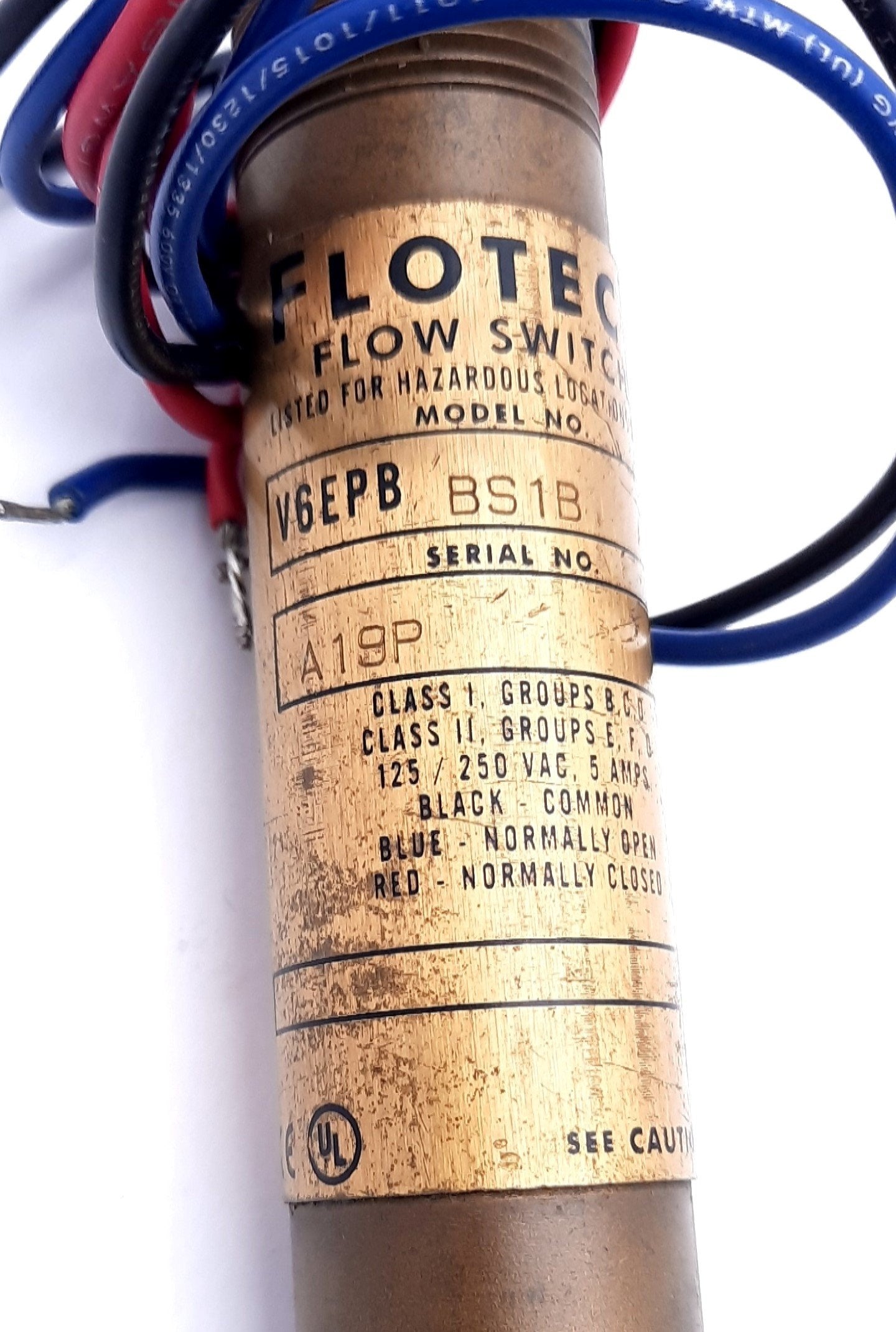 Used Flotect V6EPB-B-S-1-B Flow Switch 1/2" NPT SPDT 125VAC, 250VAC, 30VDC 5A