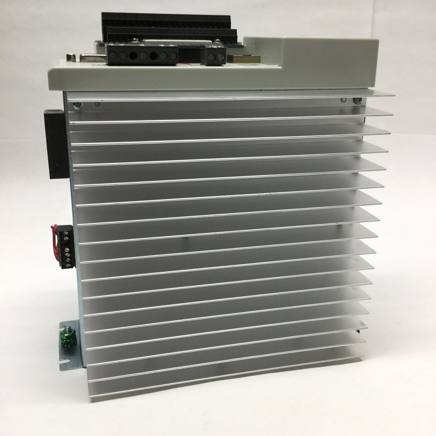 Used Allen Bradley 2097-V33PR5 Kinetix 300 Ethernet/IP Servo Drive 2kW 120/240VAC 3PH