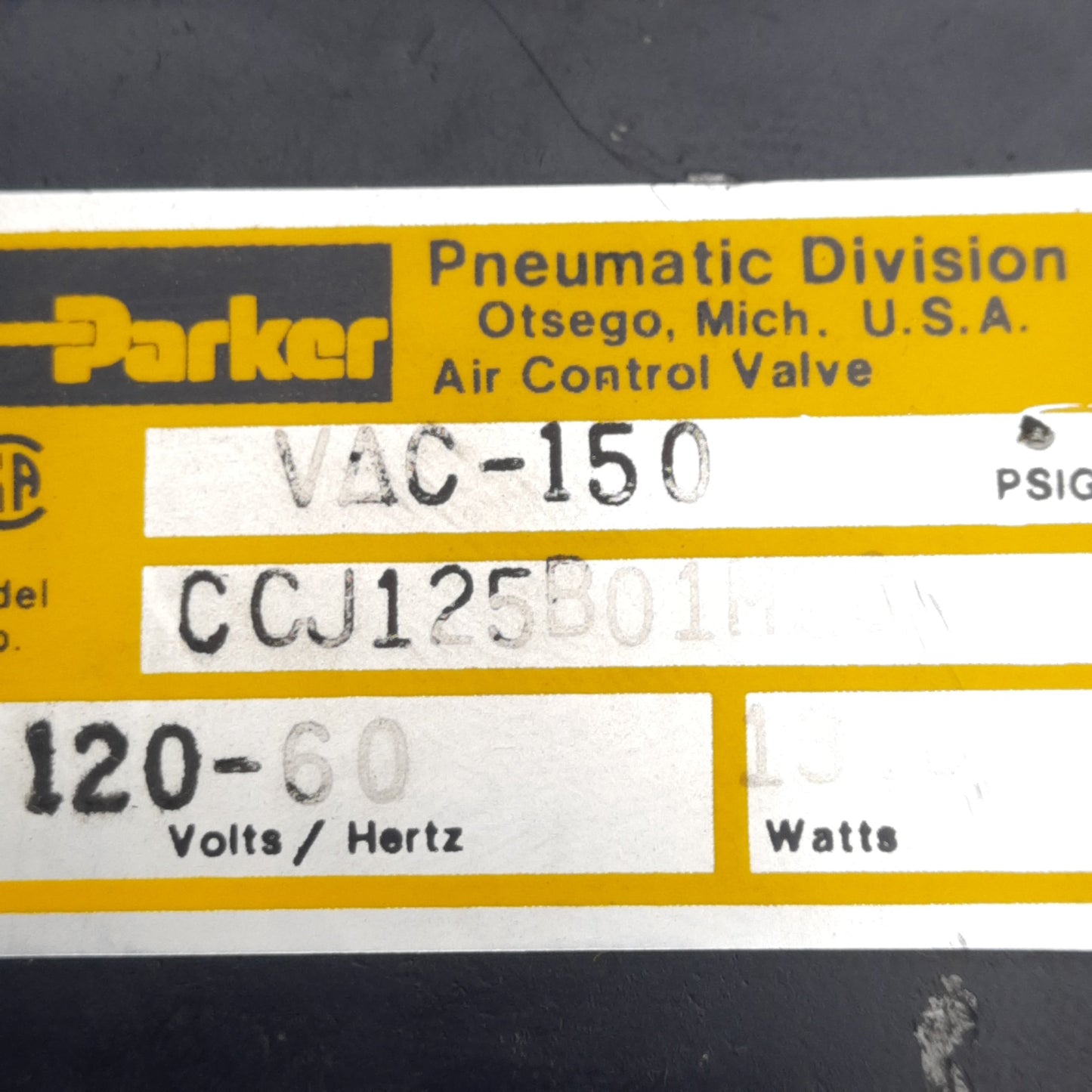 Used Parker CCJ125B01M28 Air Control Valve, Vac-150PSI, 1/4in NPT Ports, 120VAC Coil