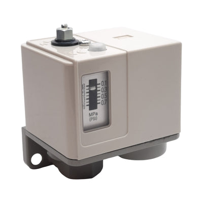 New SMC IS3000-02L1-P Pneumatic Pressure Switch, 0.1-0.7MPa, 1/4in RC, 110VAC 5A