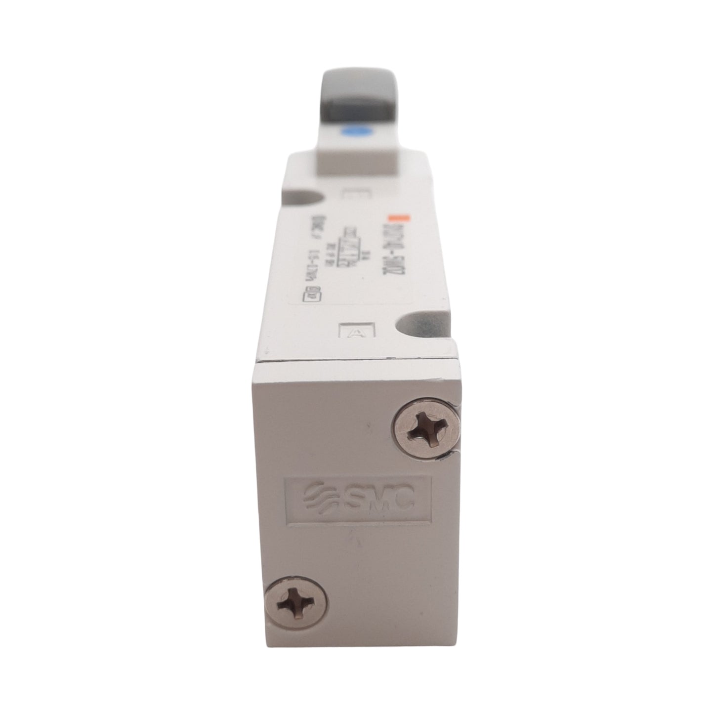 New SMC SY7140-5WOZ Solenoid Valve 2-Position Single 0.15-0.7MPa M8 3-Pin 24VDC Coil