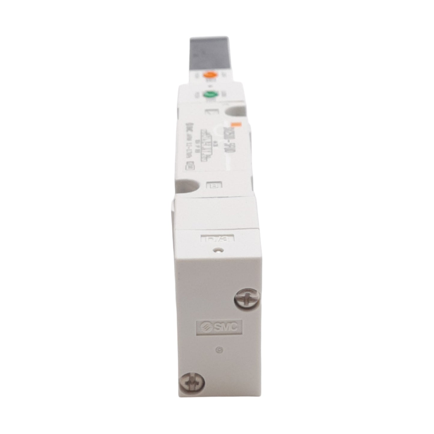 New SMC SV2500-5FUD Solenoid Valve, 3-Position Pressure Center, 0.7MPa, 24VDC Voil