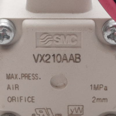 New Lot of 2 SMC VX210AAB Solenoid Valve ø2mm Orifice, 1.0MPa, 1/8in NPT, 24VDC Coil