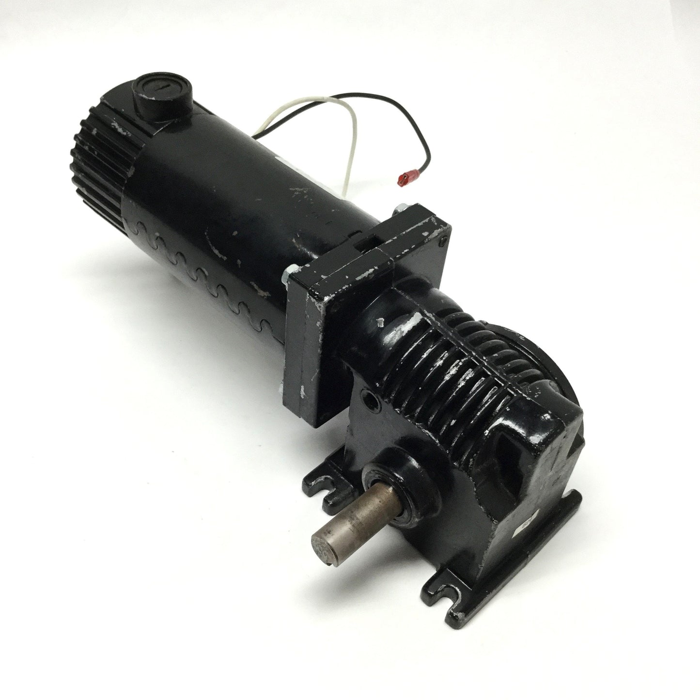 Used Bison 507-02-002 DC Gearmotor 90VDC, 10:1, 180RPM, 1/8HP, 29in-lbs, 5/8" Shaft