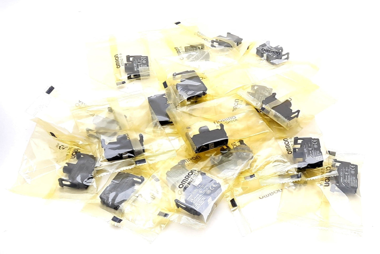 New Lot of 20 Omron A22NZ-T-A Configurable Switch Lamp Socket 6VAC/VDC