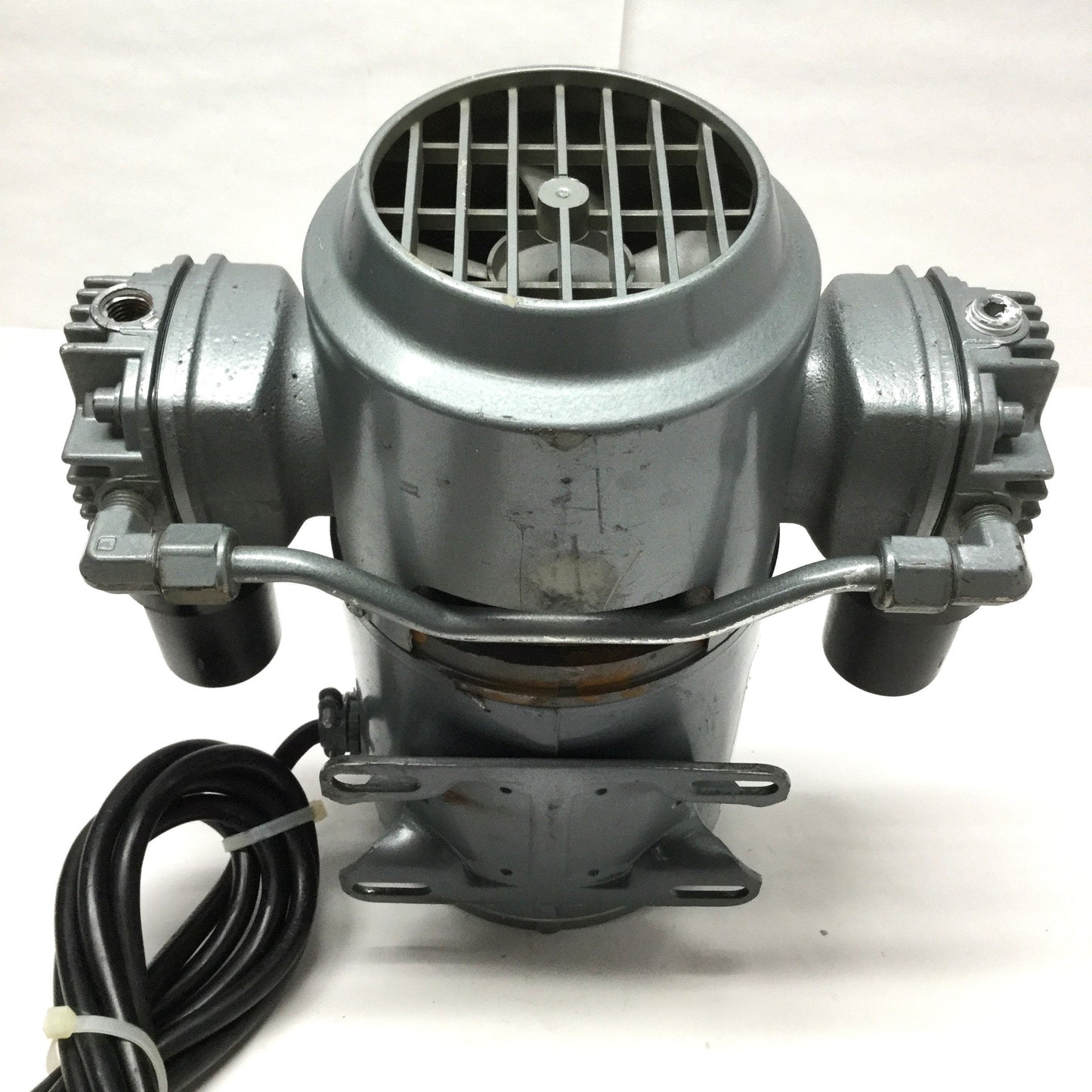 Used Gast 1VBF-26-M100X M100GX Oilless Piston Vacuum Pump 3.2CFM, 1/6HP, 115VAC Motor