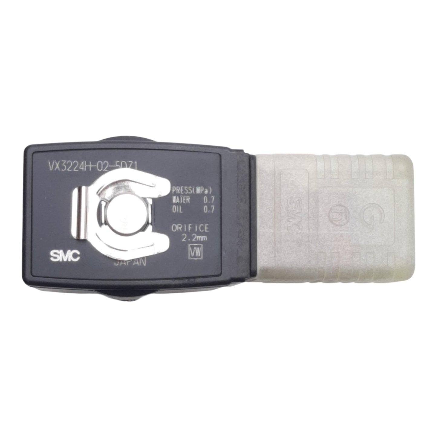 New SMC VX3224H-02-5DZ1 Solenoid Valve, 0.7MPa Water/Oil, ø2.2mm Orifice, 24VDC Coil