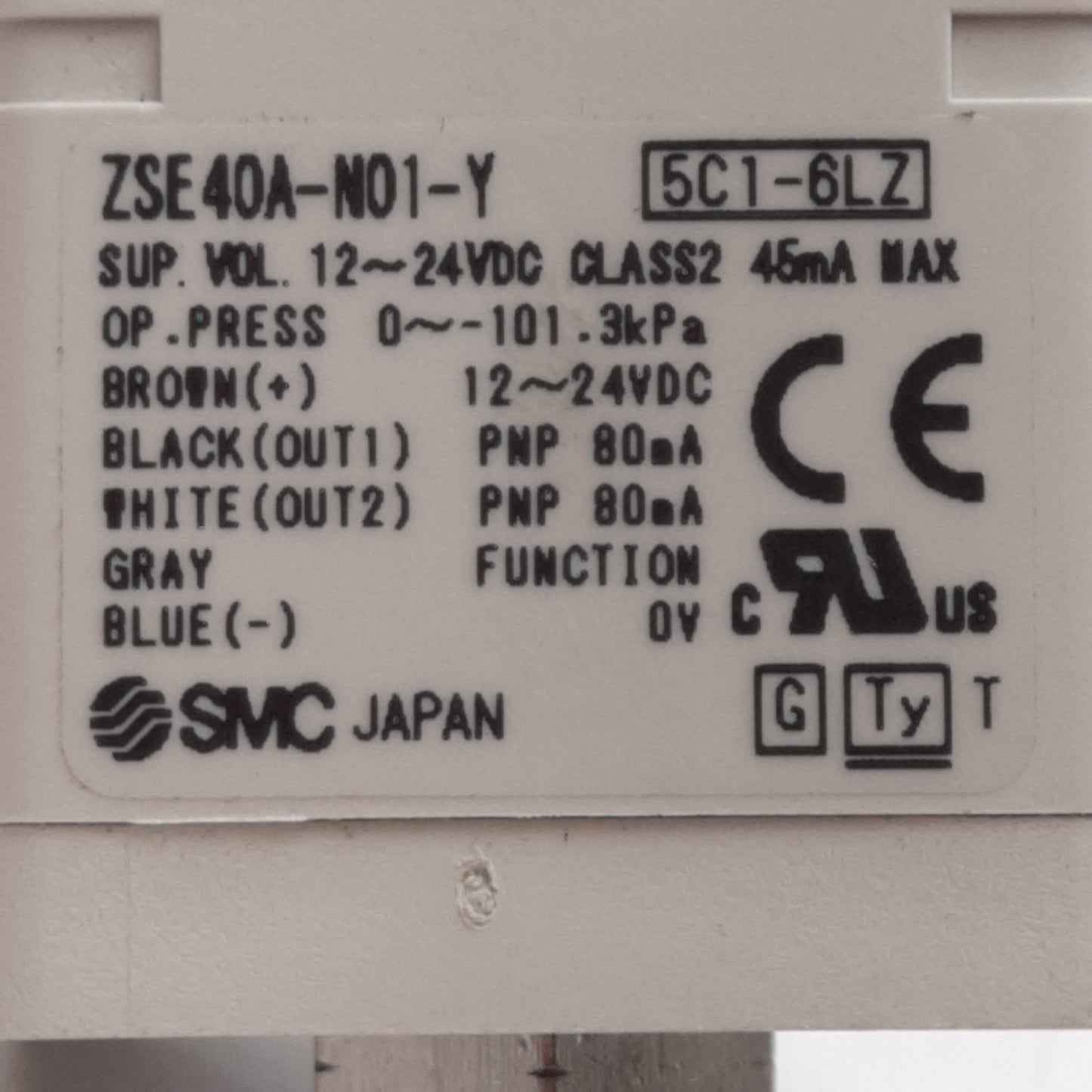 New – Open box SMC ZSE40A-N01-Y Digital Vacuum Switch, PNP, 0~-101kPa, 1/8in NPT, M12, 12-24VDC