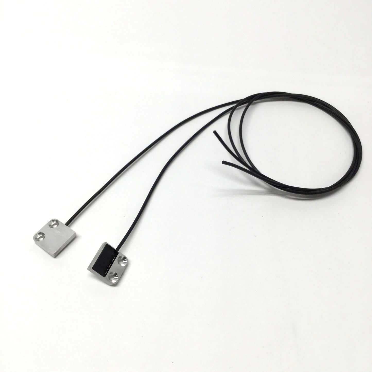 Used Pair of Banner PIRS1X166UM.4 Opposed Mode Plastic Fiber Optic Array 16 x 0.25mm