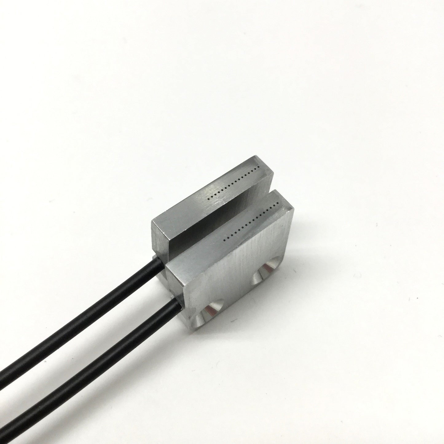 Used Pair of Banner PIRS1X166UM.4 Opposed Mode Plastic Fiber Optic Array 16 x 0.25mm