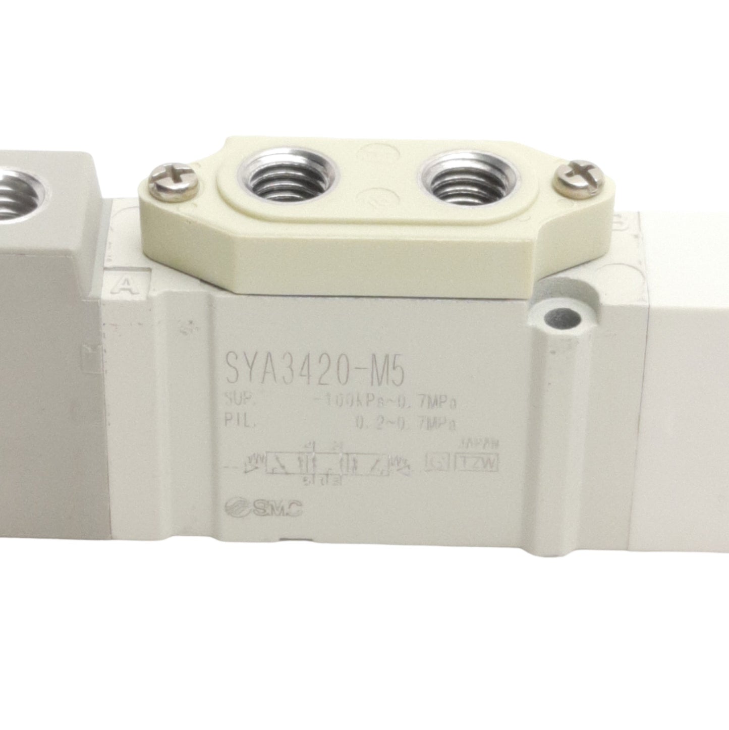 New SMC SY3420-M5 Pneumatic Valve, Body Ported, 3-Pos Closed Center, M5 Piping
