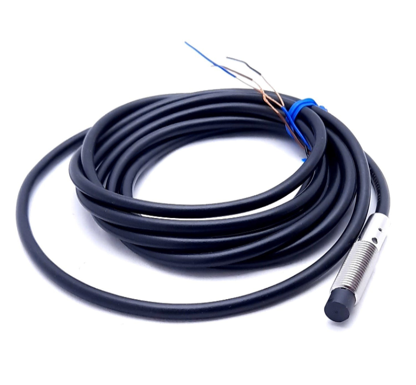 New Omron E2B-S08KN04-WP-B1 Proximity Sensor, 10-30V Supply, PNP-NO 3-Wire Output