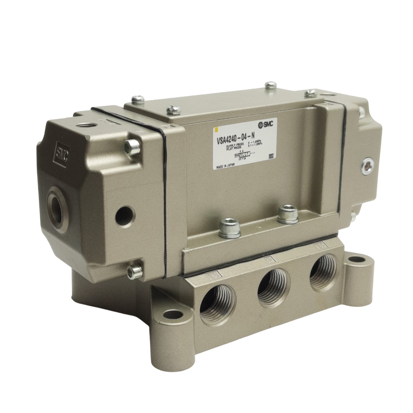 New SMC VSA4240-04-N Air Operated Valve, 4/5 Port, 1/2in NPT, 1.0MPa
