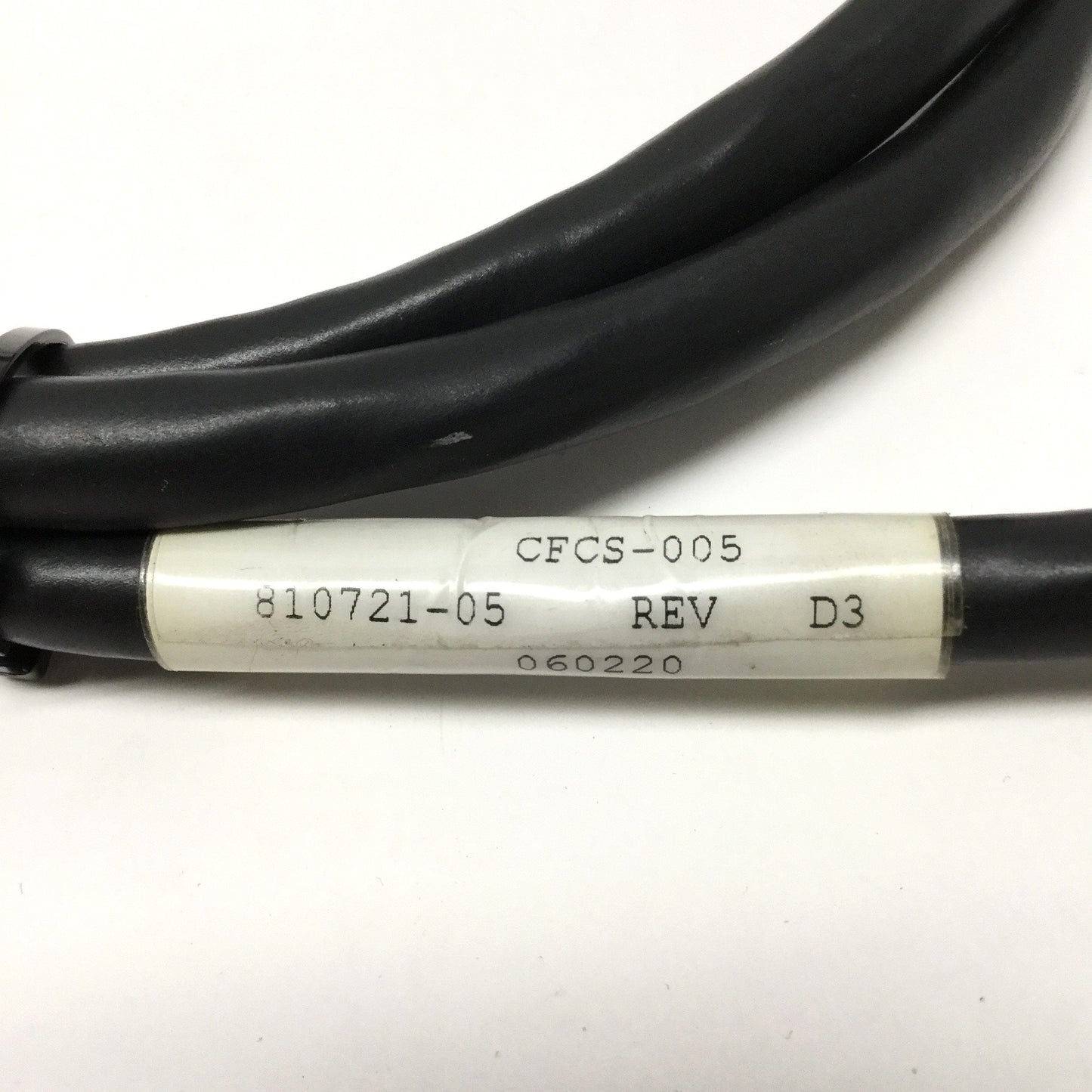 Used Control Techniques Emerson CFCS-005 Servo Motor Feedback Drive Cable, 5ft Long