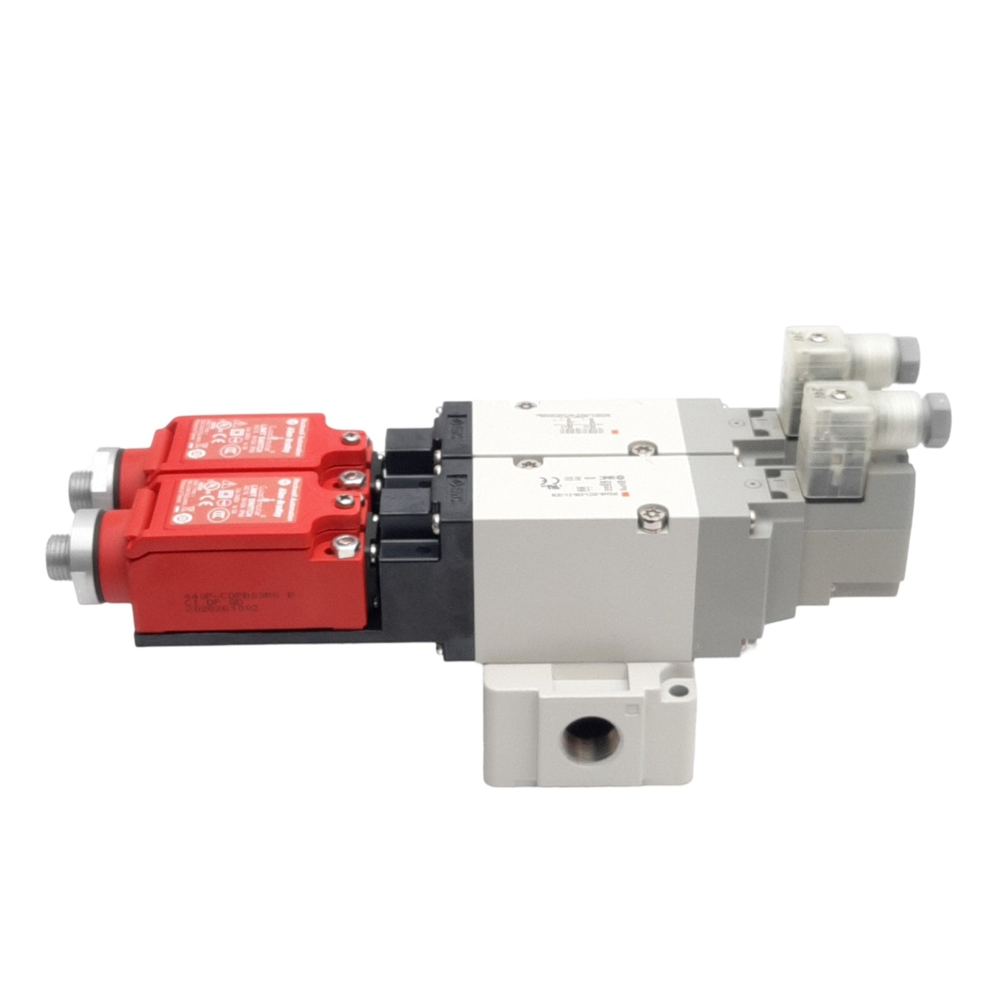 New SMC VP544R-5DZ1-03N-S1-X538 Residual Pressure Valve, 3/8in NPT, M12, 24VDC Coil