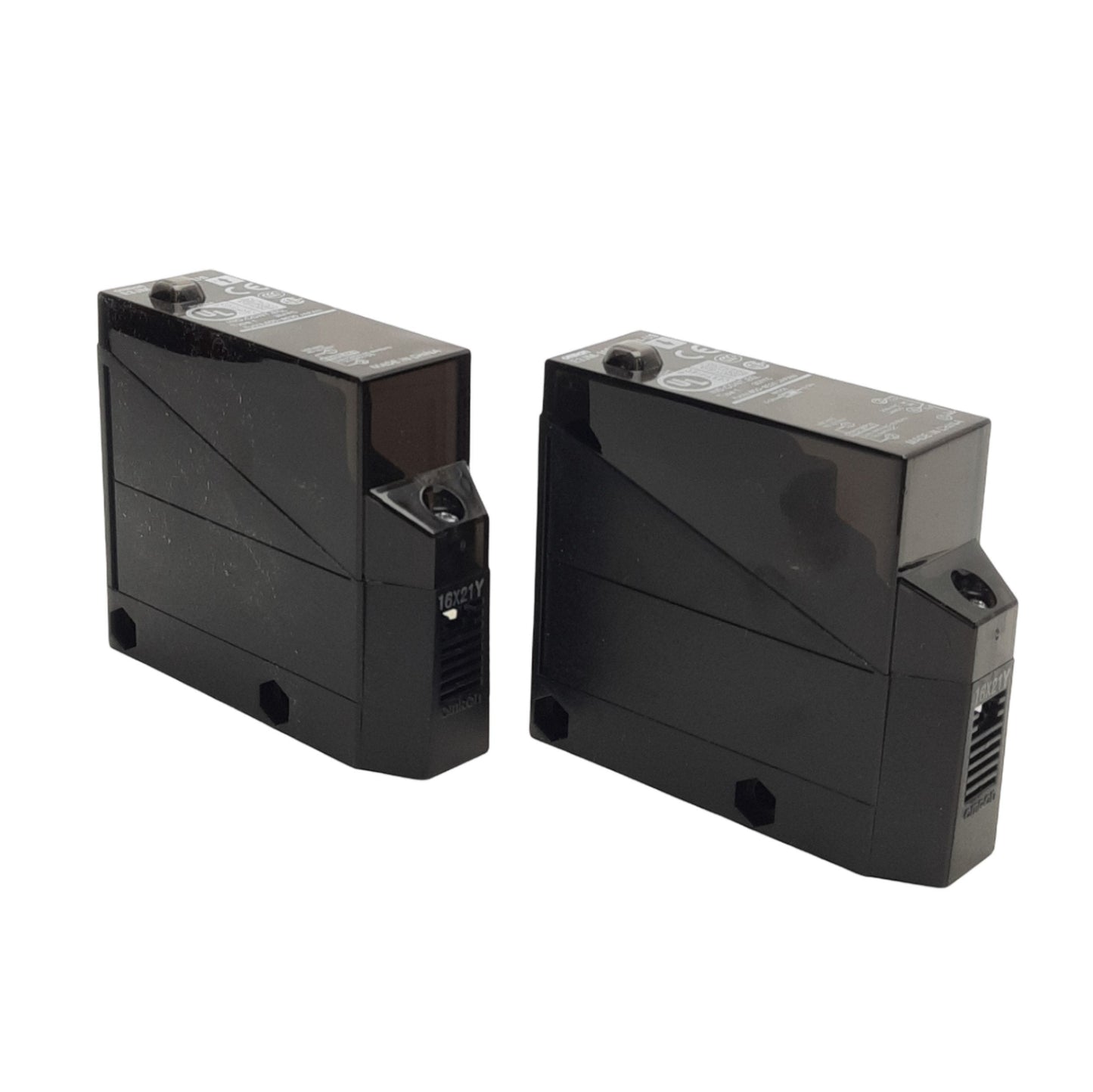 New Omron E3JM-10M4-NN-US Thu-Beam Sensor, 10m Range, ø14.8mm Object, 240VAC/DC