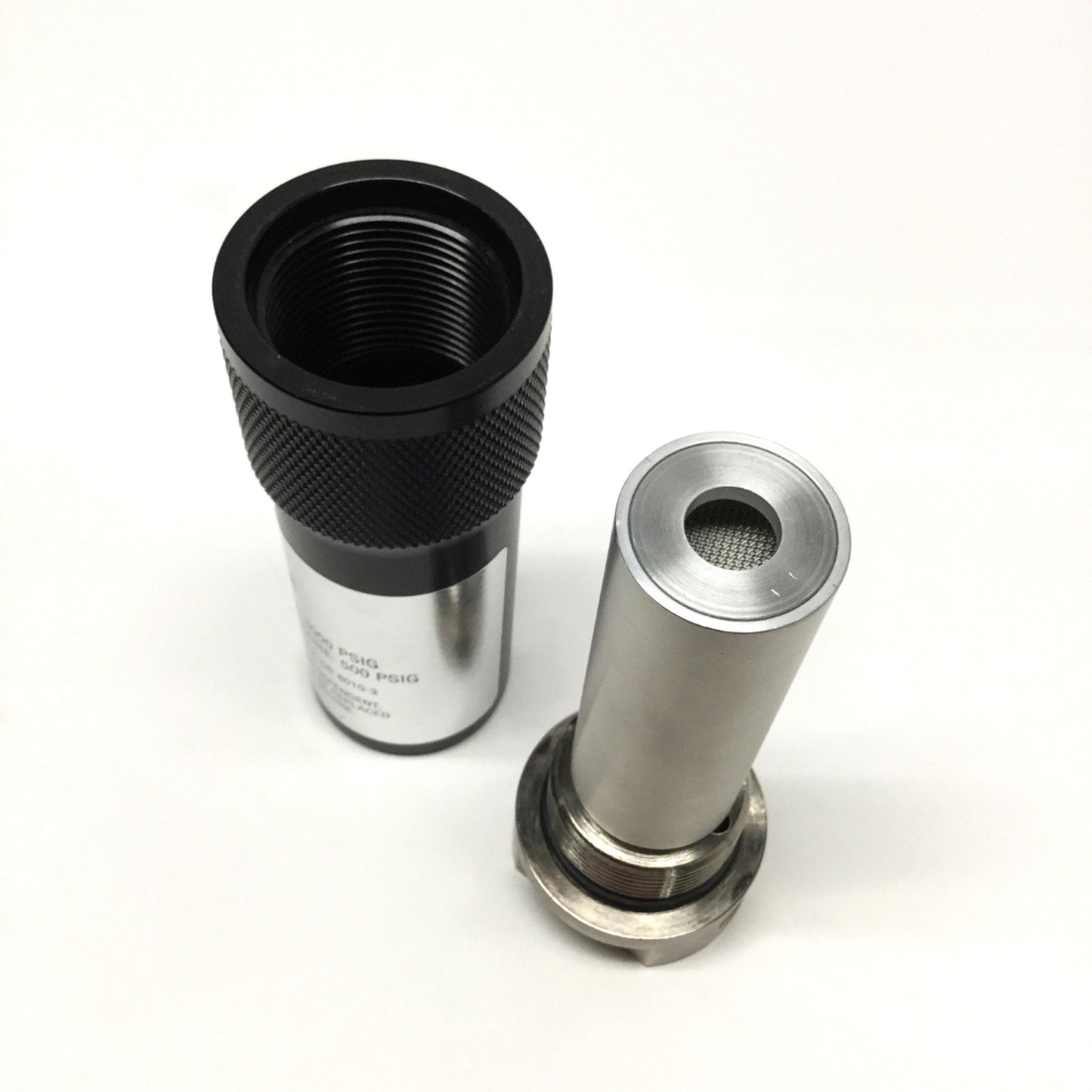 Used SGD Inc 8010 Replaceable Cartridge Gas Purifier 3000psi Max, 1/4" NPT Ports