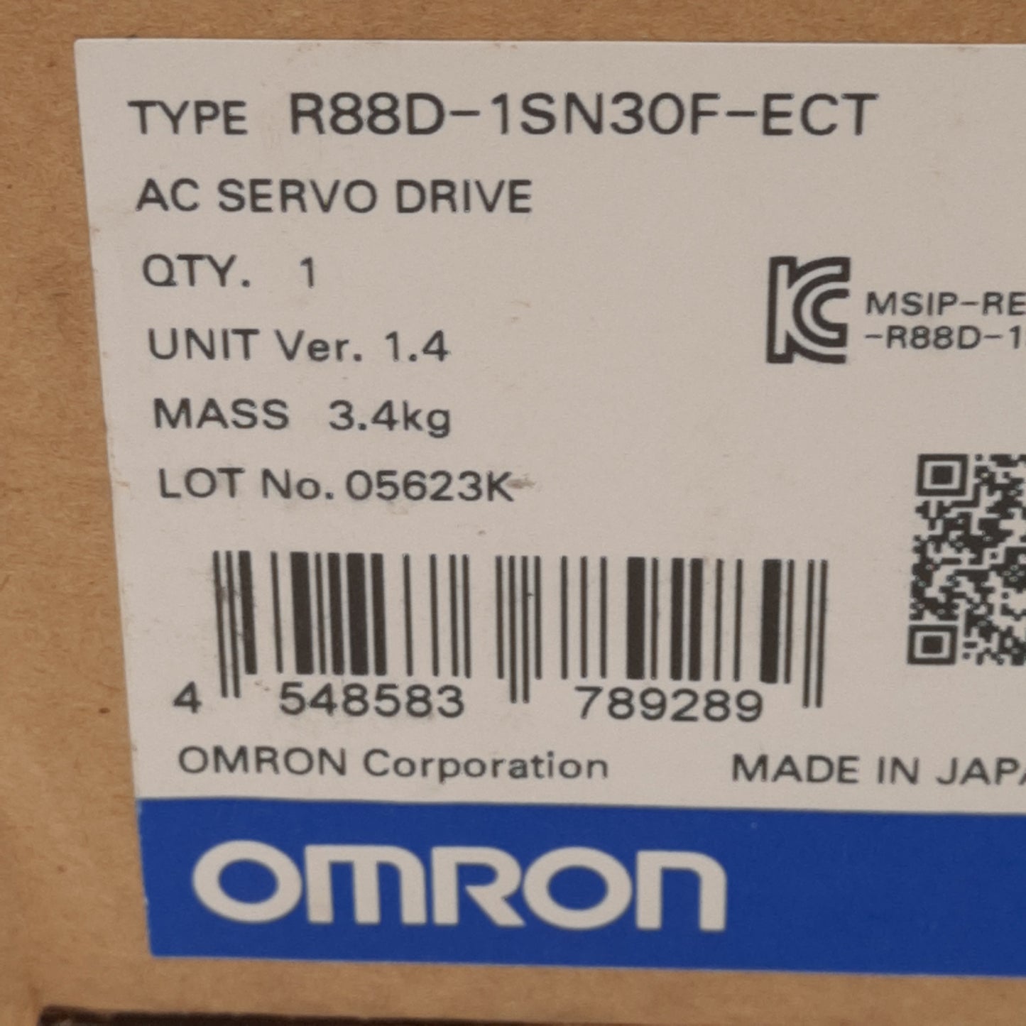 New Omron R88D-1SN30F-ECT Servo Drive, 3PH, 380-480VAC In, 0-480VAC 0-500Hz 3kW Out