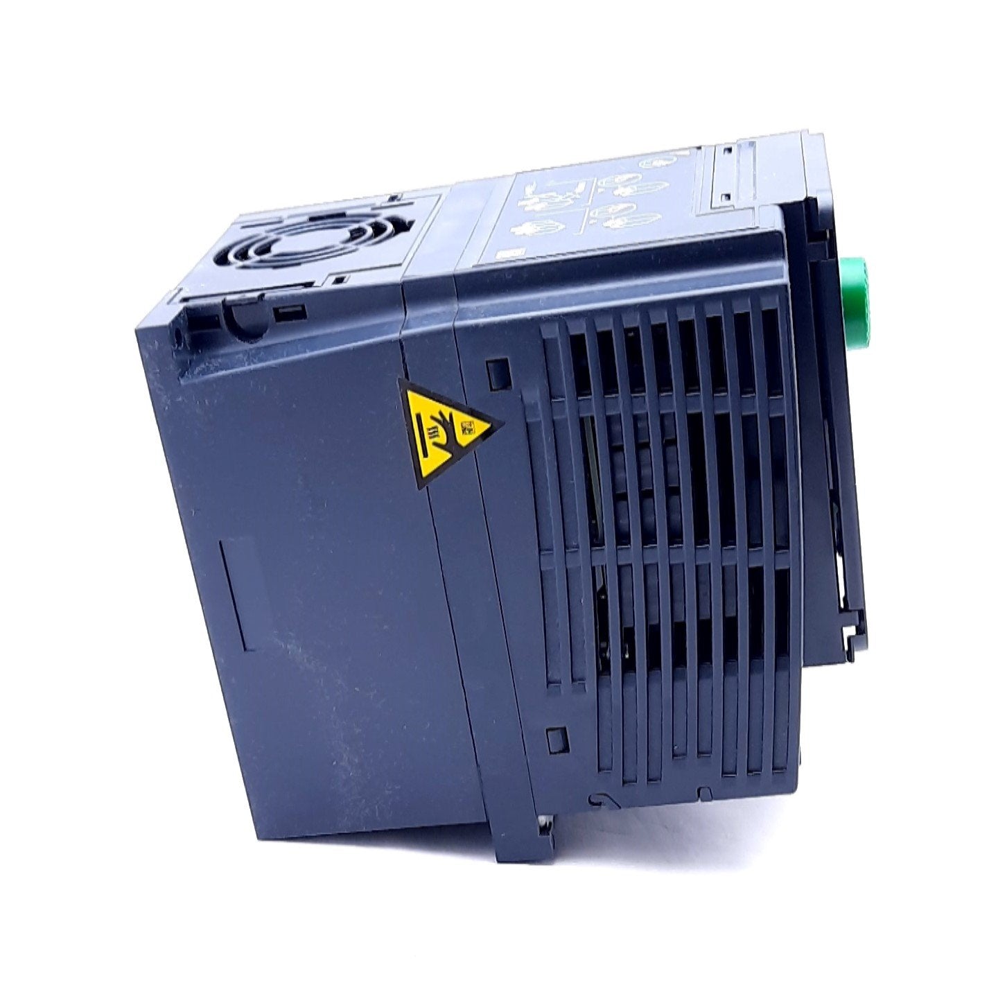 New Schneider Electric ATV320U07N4C Variable Speed Drive 3 Phase 380-500V 2.3A 1hp