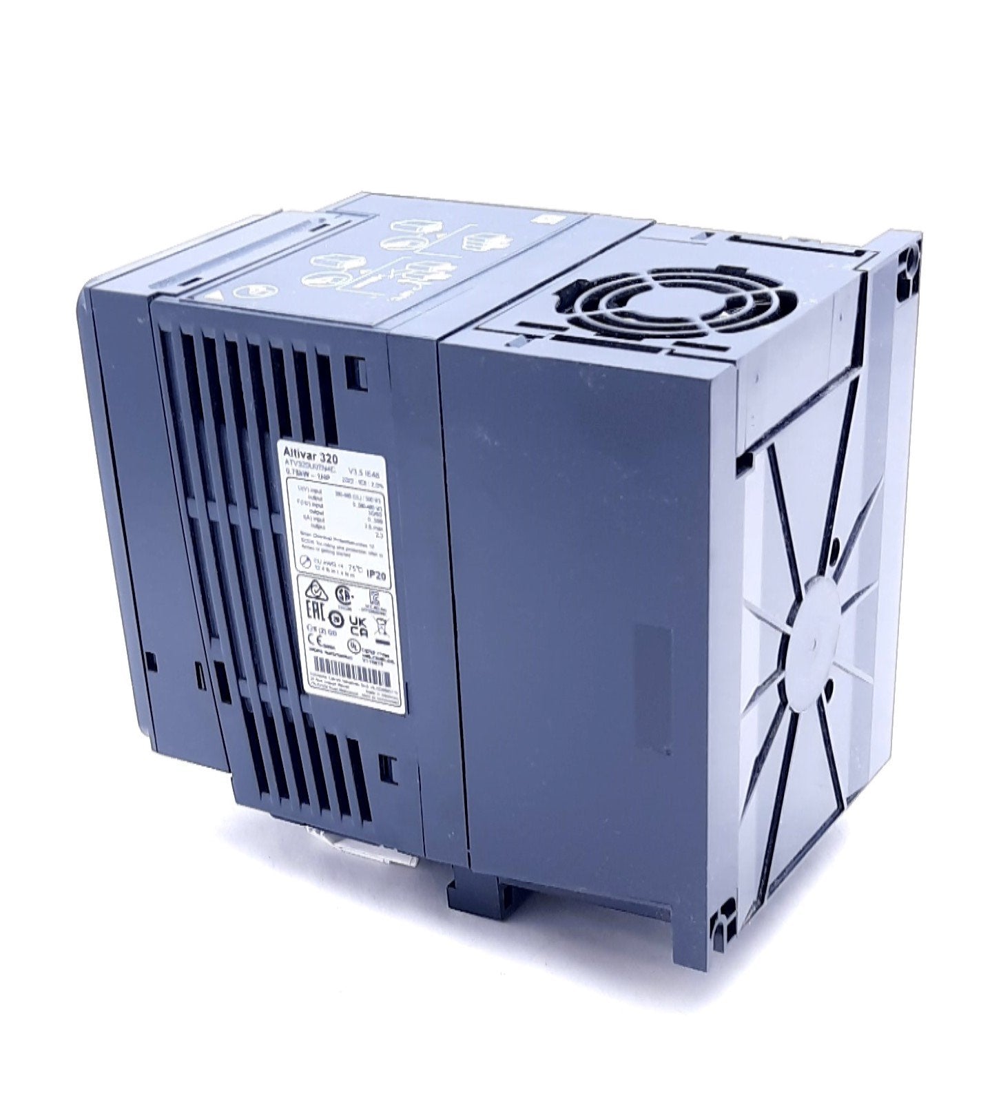 New Schneider Electric ATV320U07N4C Variable Speed Drive 3 Phase 380-500V 2.3A 1hp