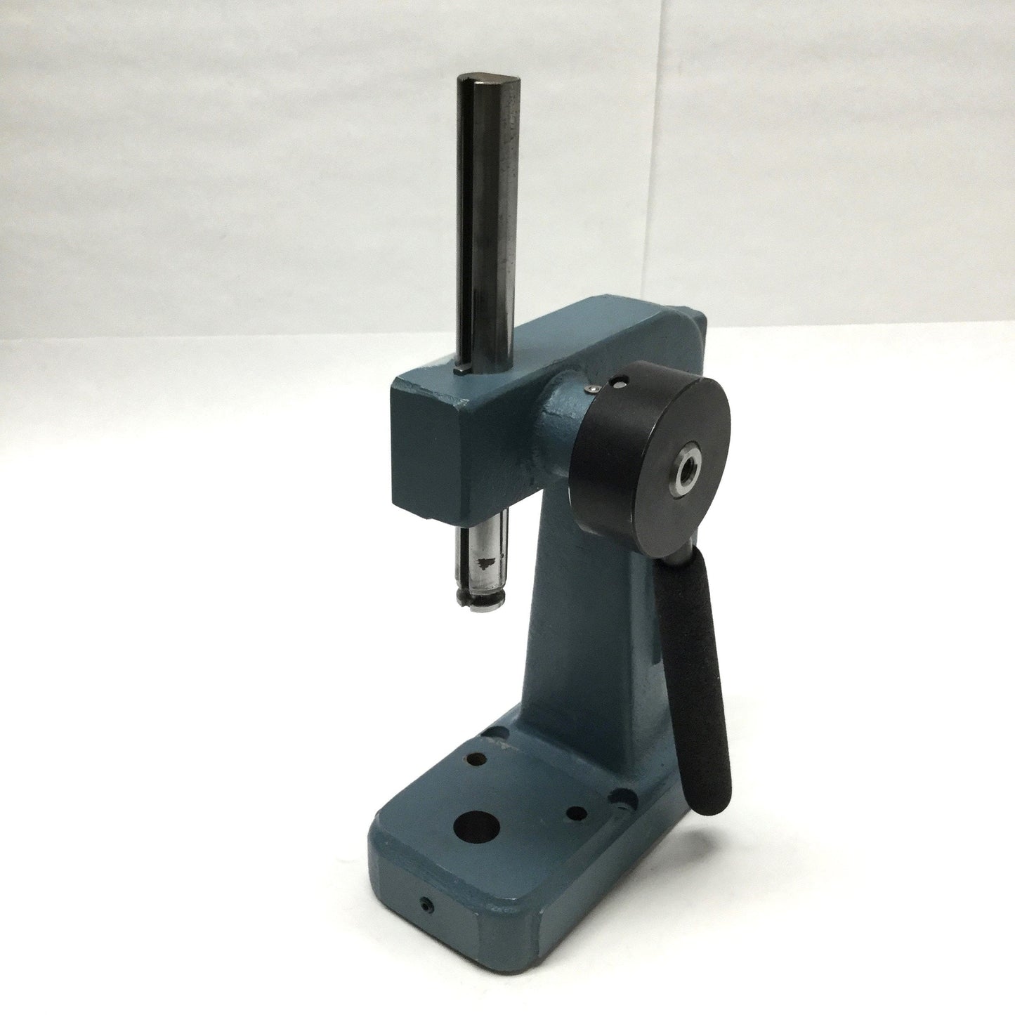 Used Janesville Tool ILP-500 Manual Arbor Press 1/2 Ton, 1.75" Throat, 6" Stroke