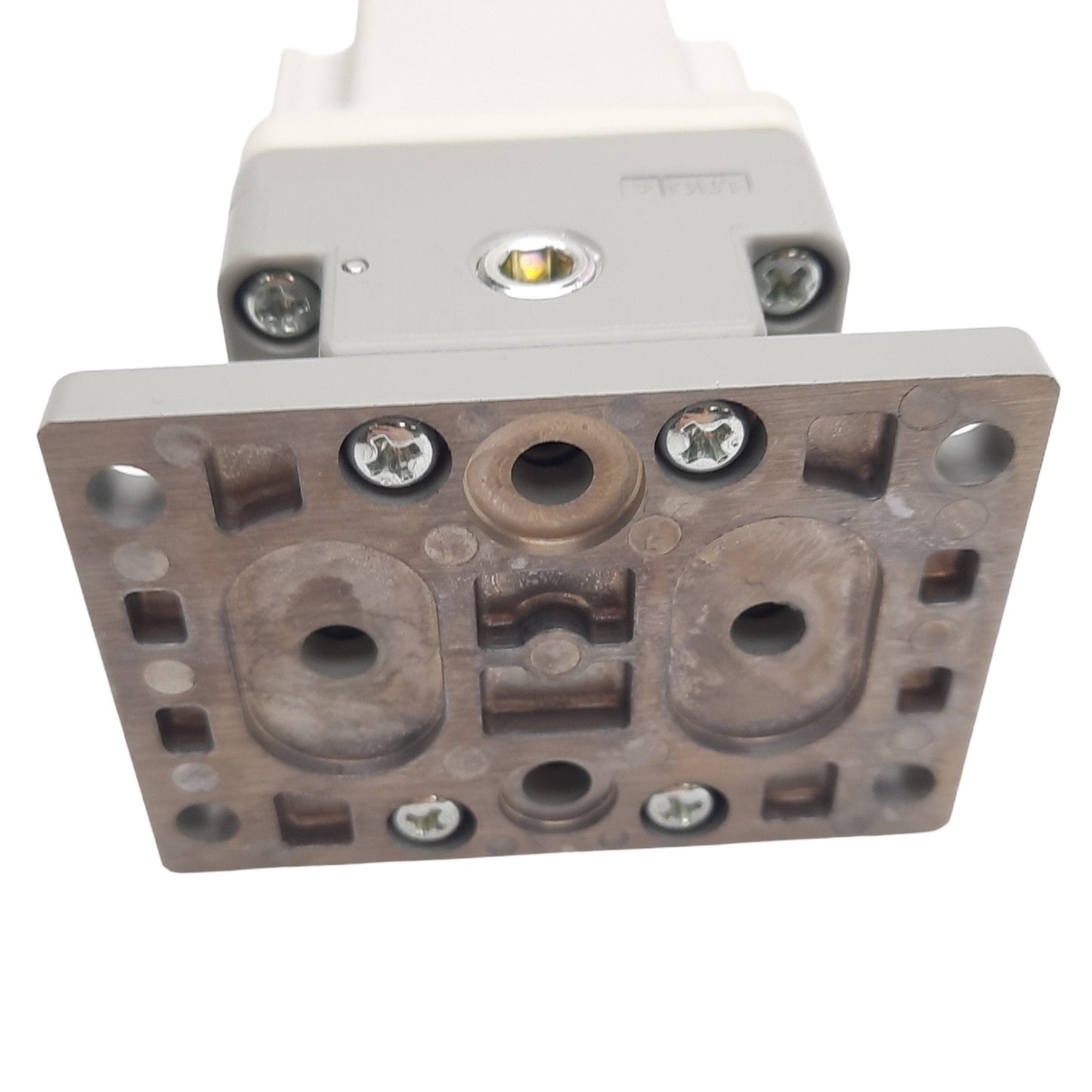 New SMC ITV1050-311N4-X26 Electro-Pneumatic Regulator, 24VDC, 0.9MPa, 1/8in NPT