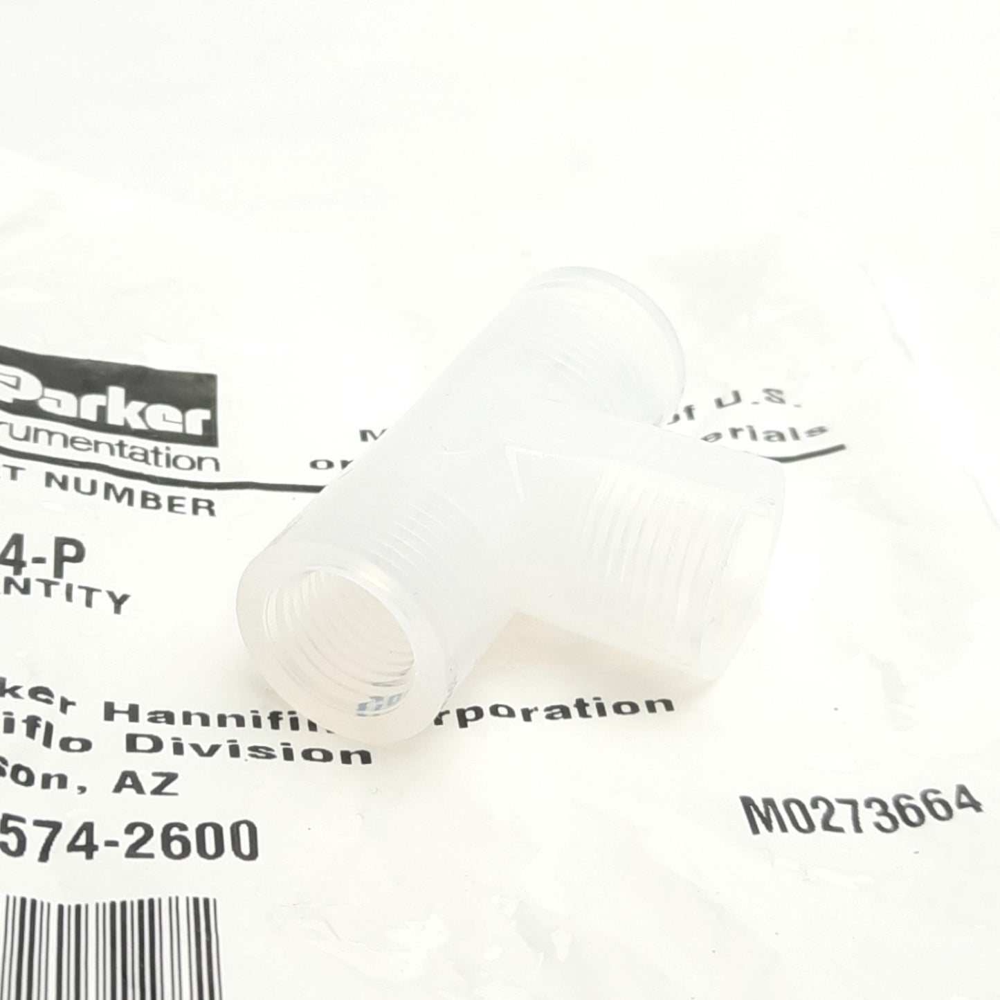 New Parker PT-4-P Pneumatic Union Tee Fitting, 1/4in NPT Female, 125psi Max