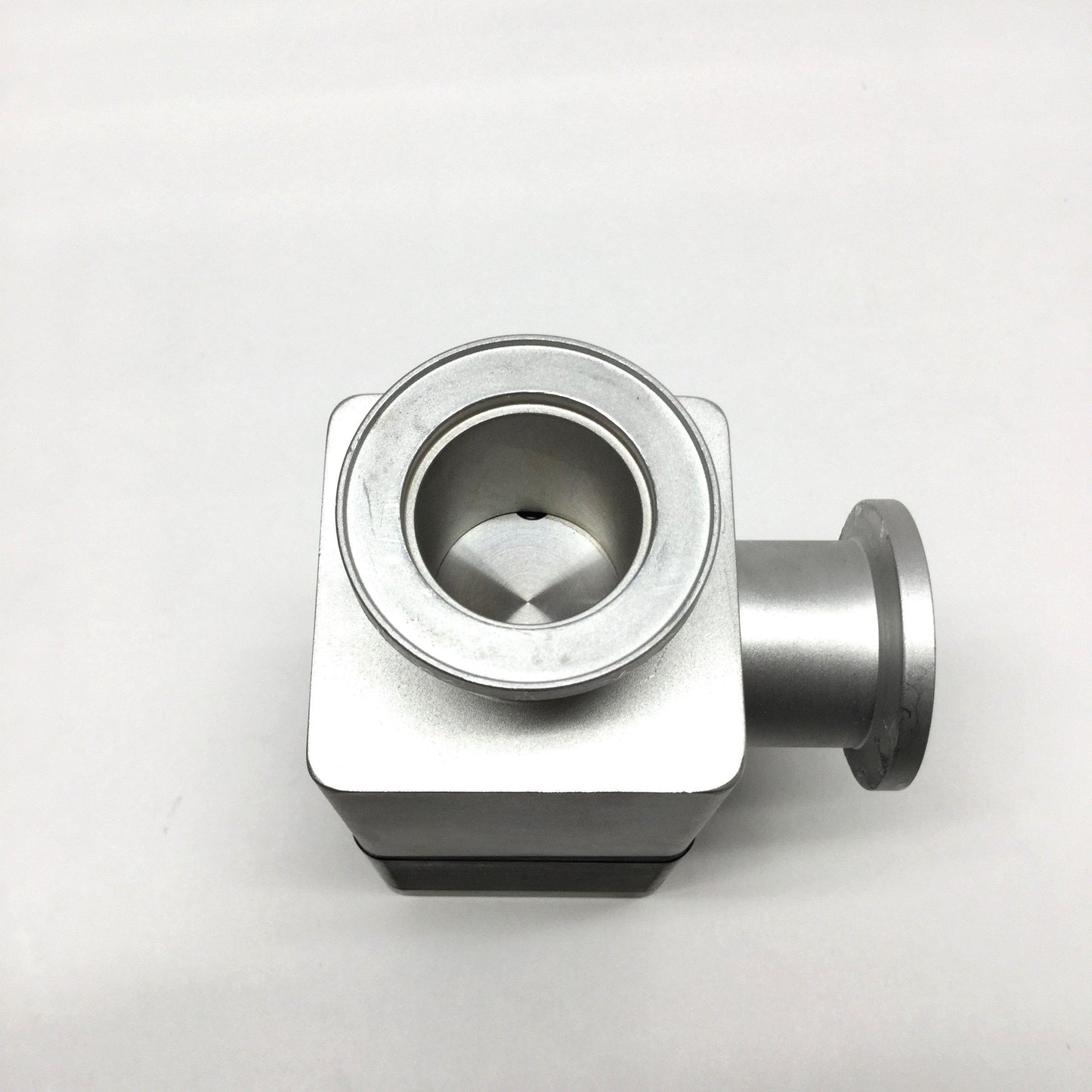 Used Varian NW-25-A/O Air-Operated Right-Angle Aluminum Block Valve, NC, Ø1" Flange