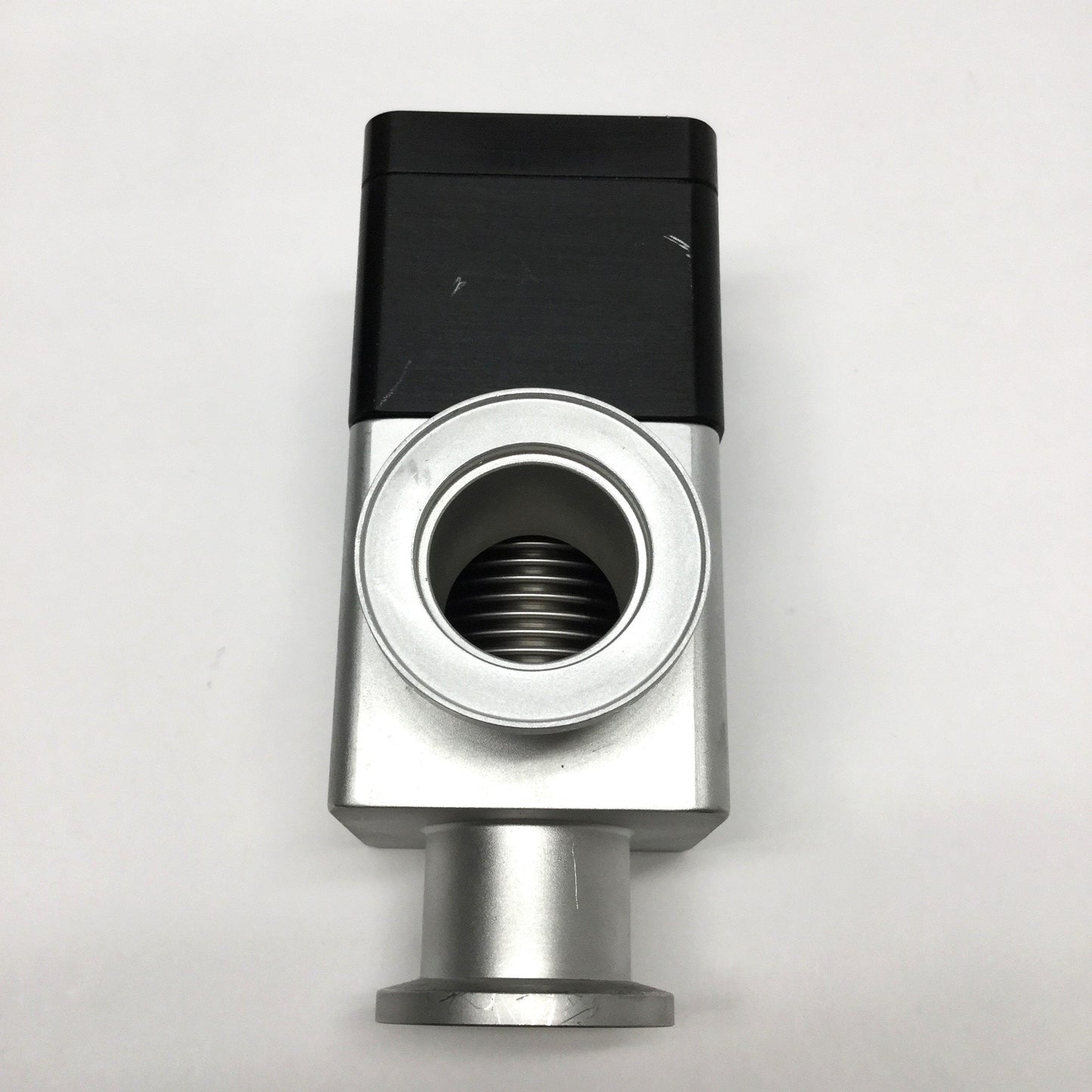 Used Varian NW-25-A/O Air-Operated Right-Angle Aluminum Block Valve, NC, Ø1" Flange