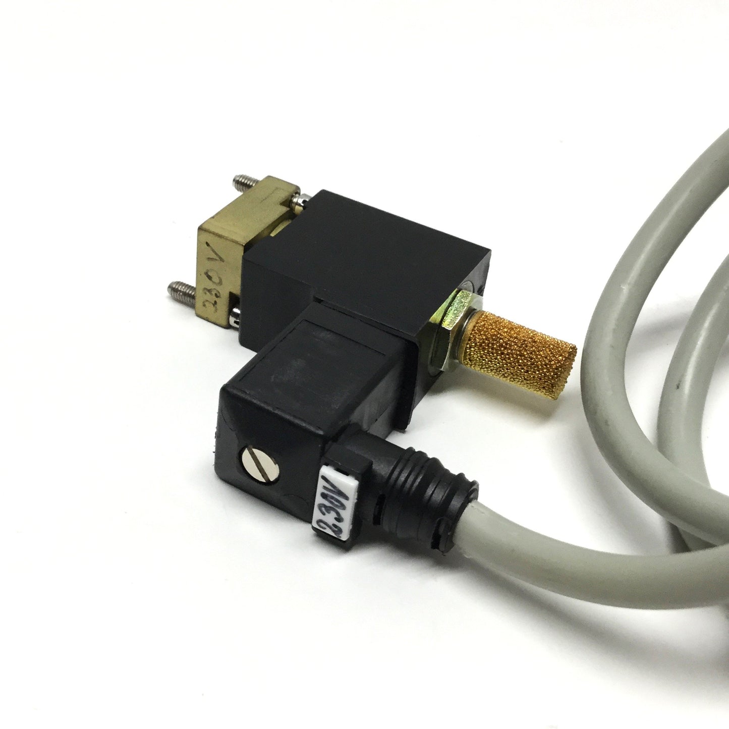 Used Kuhnke 64.008 Pneumatic Solenoid Valve, 3/2 Way NC, 230VAC, 0-8bar, NW 1.0