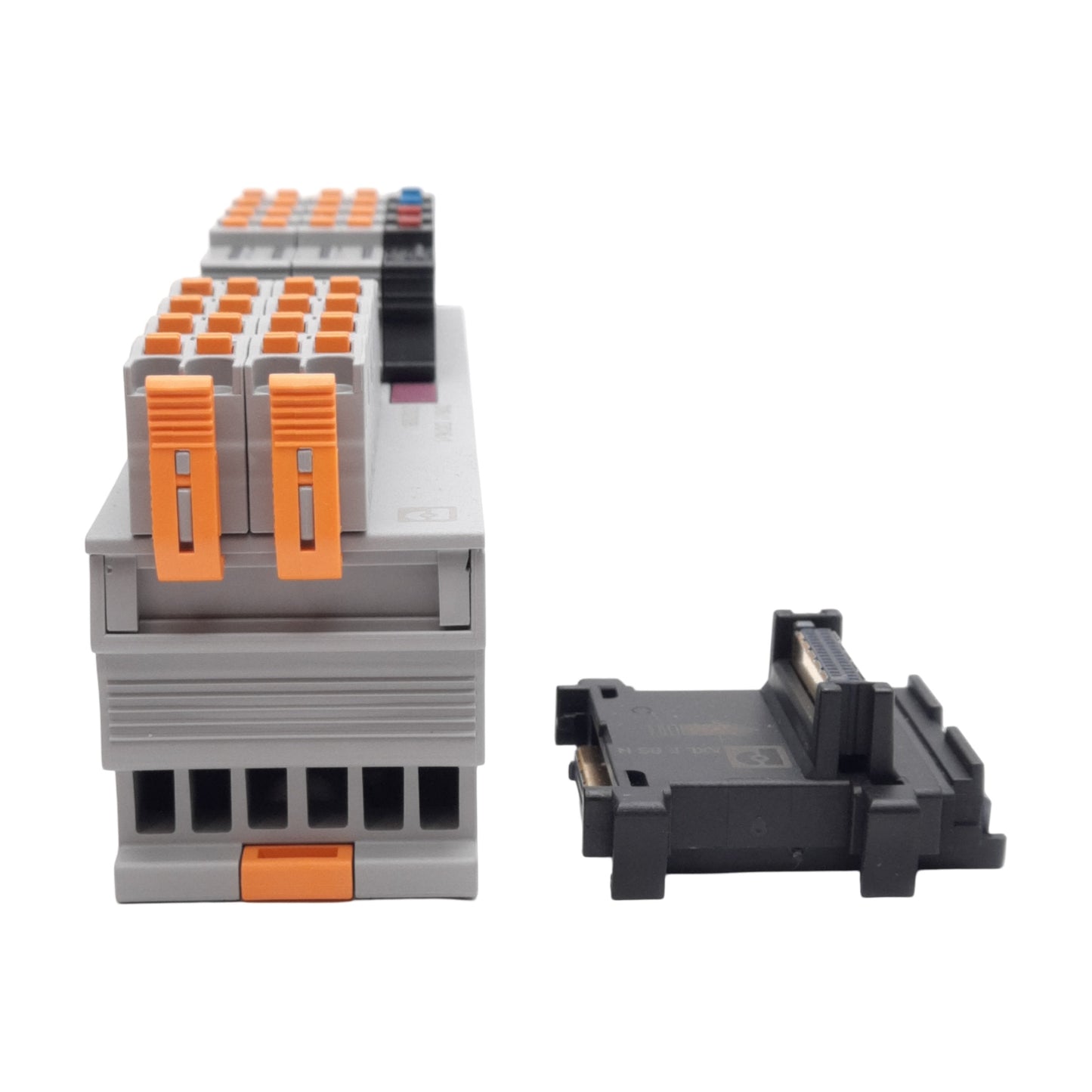 New Phoenix Contact 2702106 Digital I/O Module, 16 Inputs/Outputs, 24VDC, DIN Rail