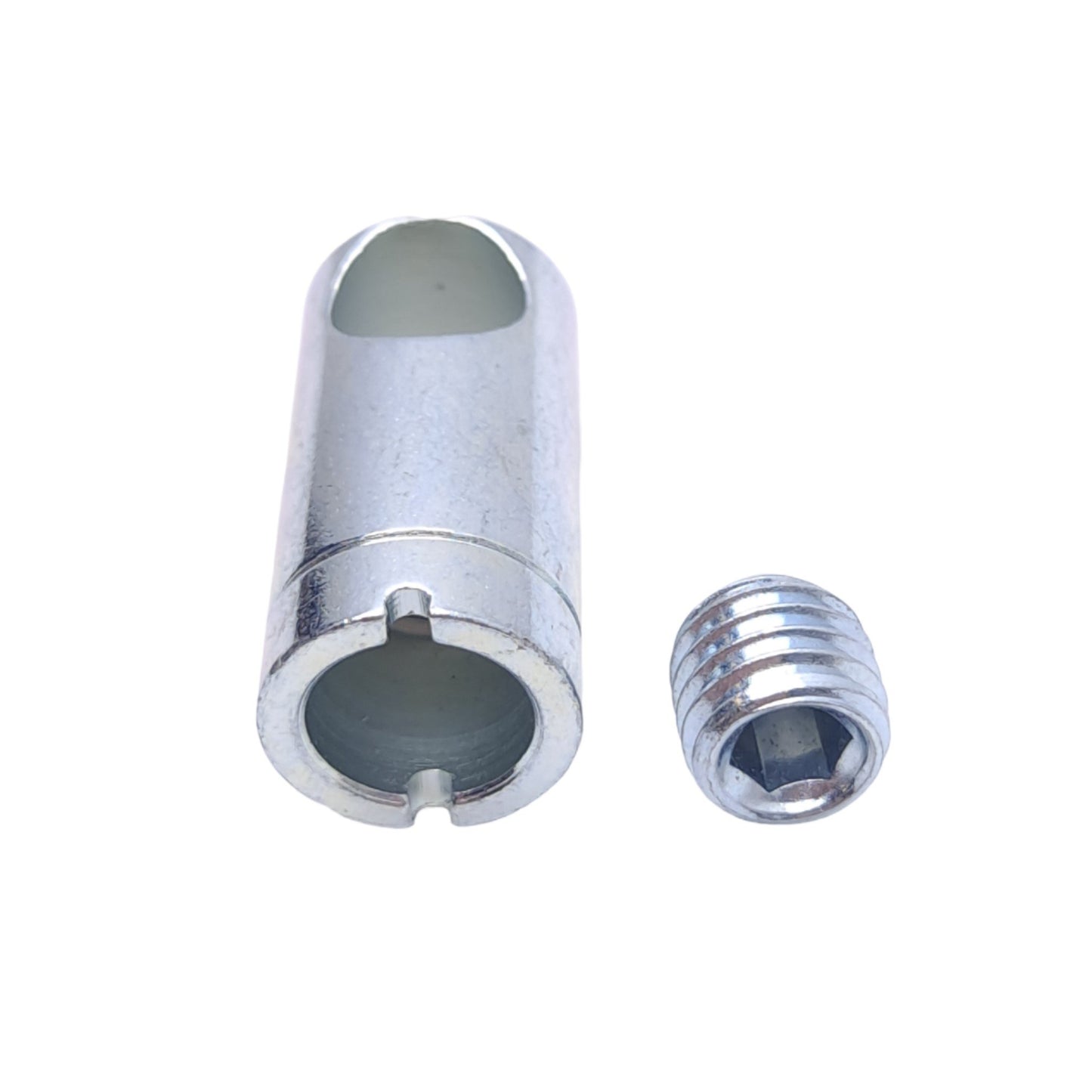 New – Open box Lot of 25 Maytec 1.21.B50 Connector Cross Bushings, Slot 50, ø15mm, 32mm Length