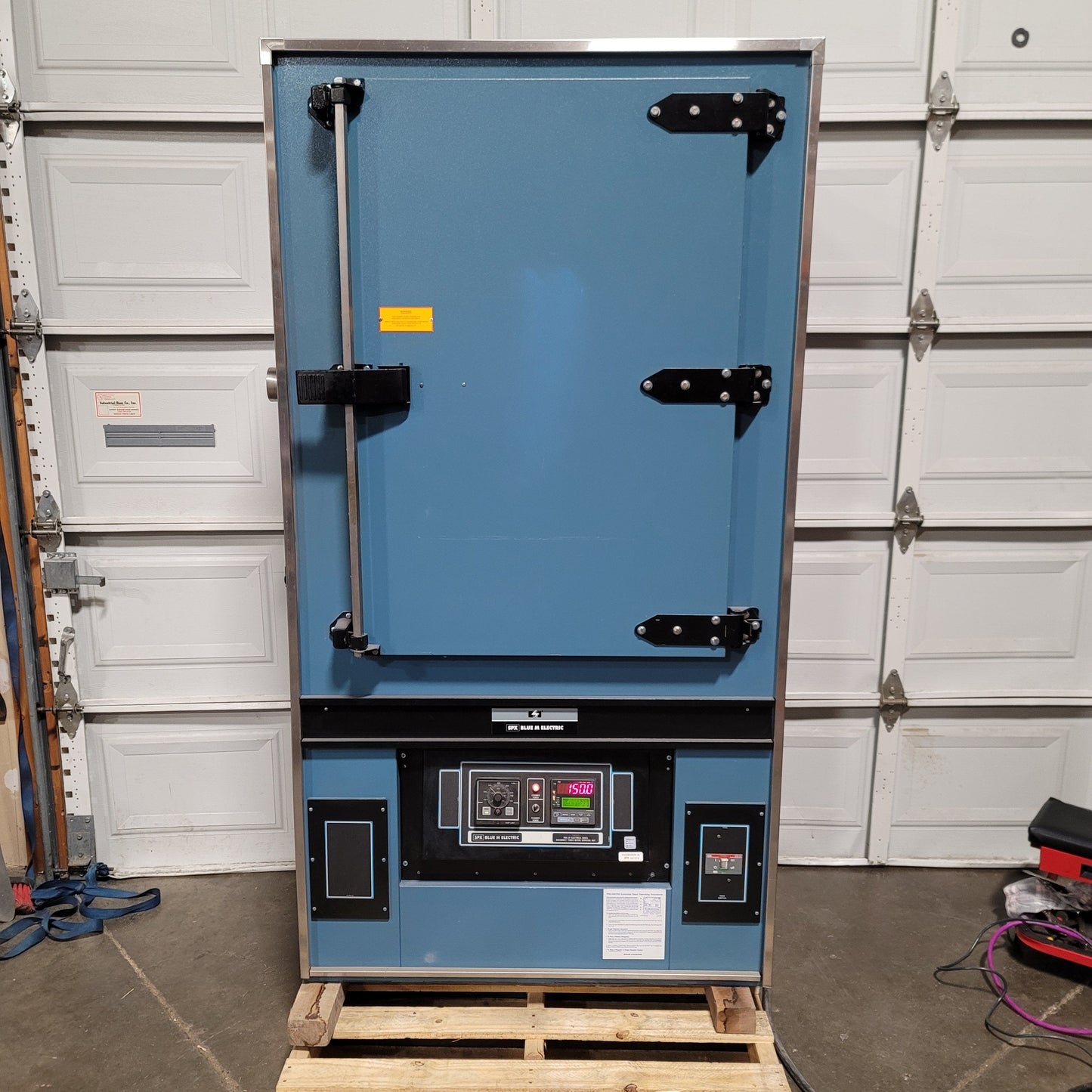 Used SPX Blue M DC-336-F-MP550 Mechanical Convection Oven 11CuFt 350°C 208VAC 3PH 40A