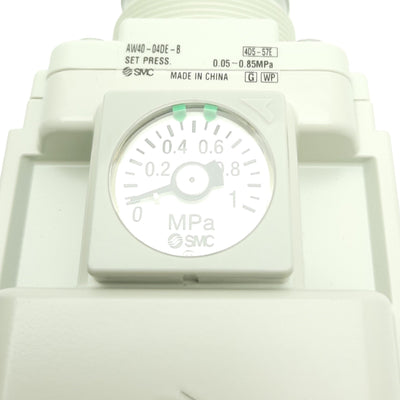 New SMC AW40-04DE-B Filter/Regulator, 5µm, Rc1/2, 0.05-.85MPa, Left To Right Flow