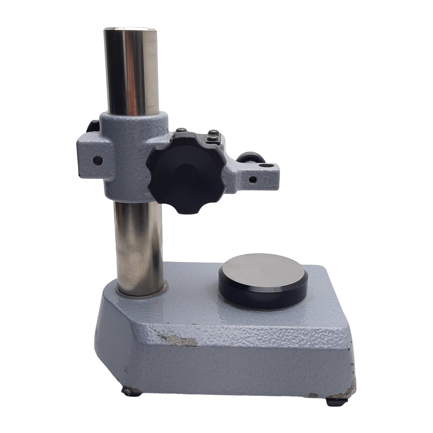 Used Mitutoyo 7004 Dial Gage Stand w/ Flat Anvil ø30mm Shaft, ø3/8in Stem, 4in Travel