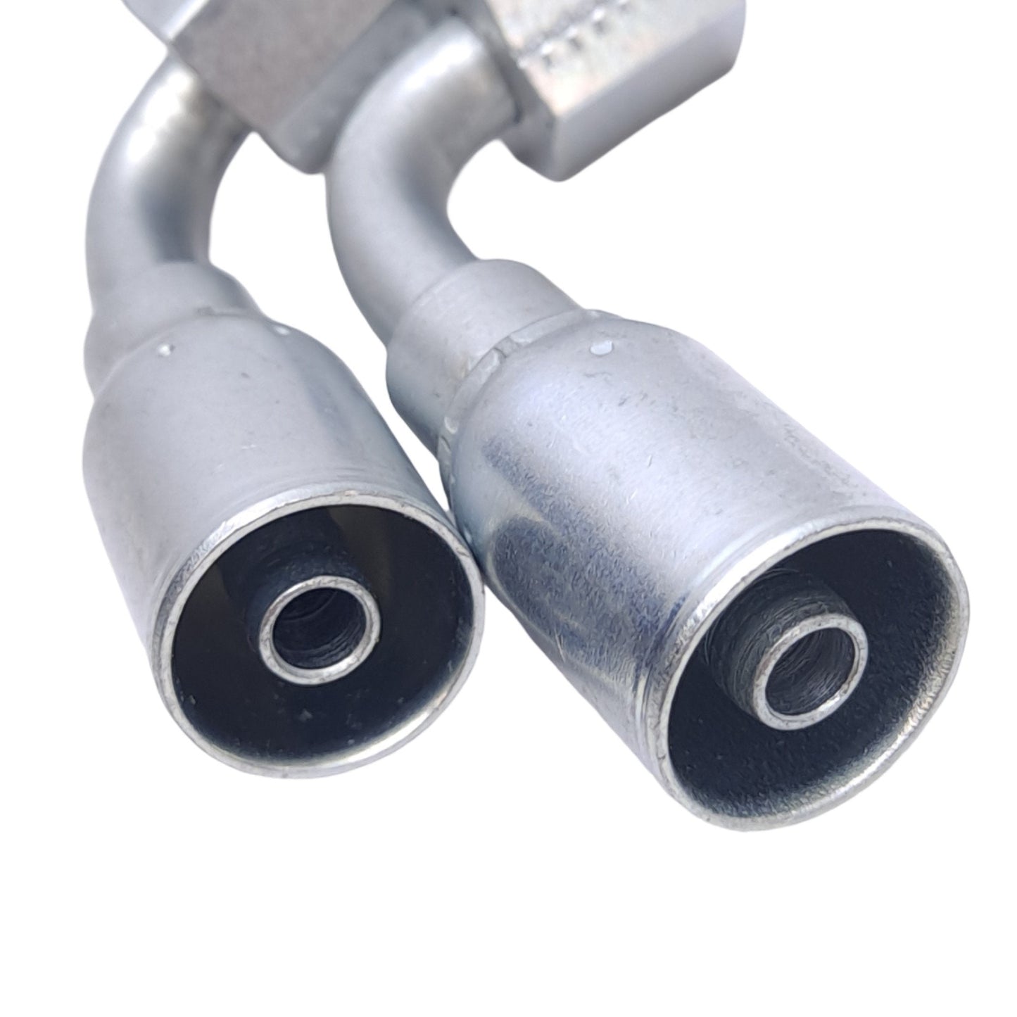 New Lot of 2 Danfoss 06906E-466 Crimp Hose Fittings, 90° Elbow, 5/16in SAE 45, -6