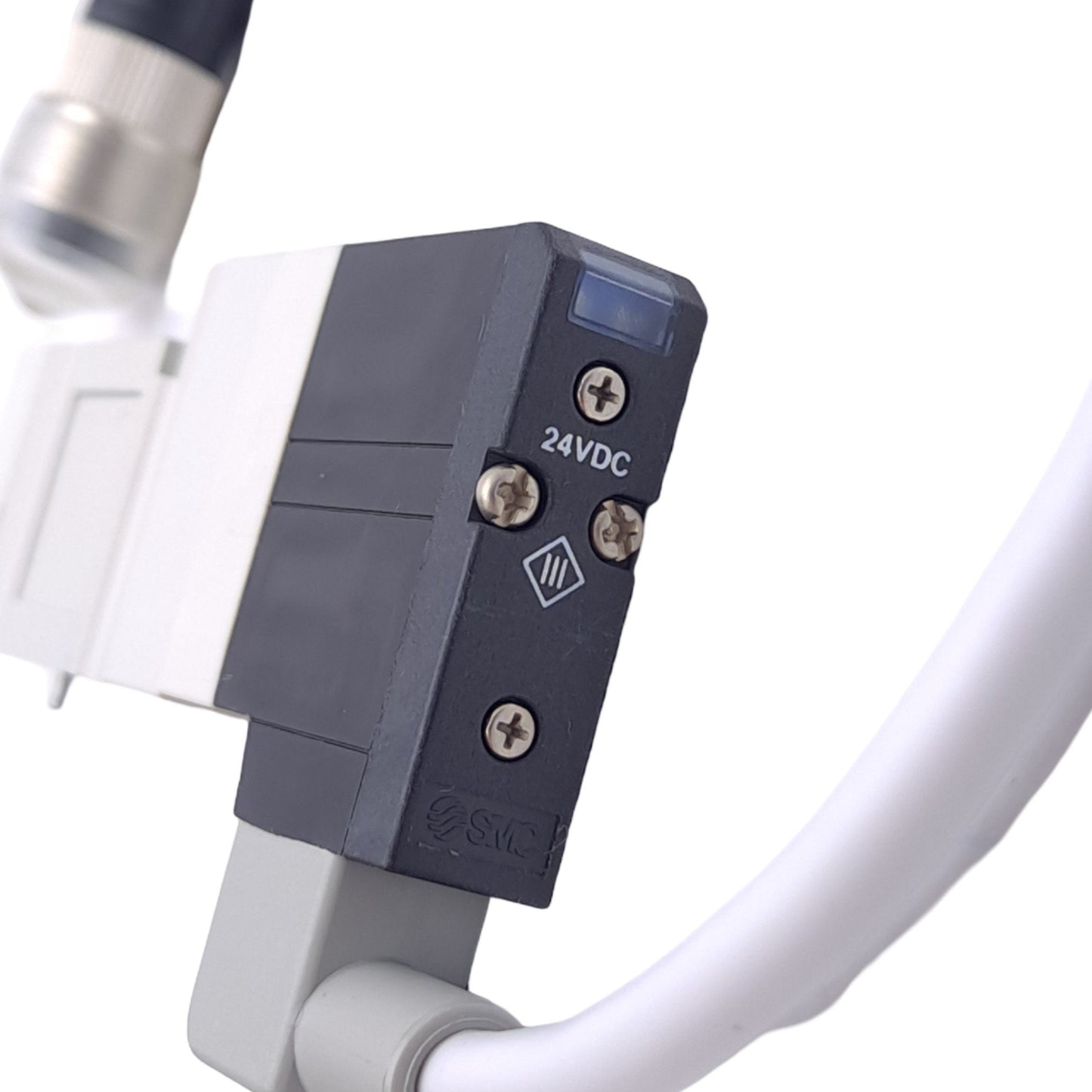 New SMC SV1100-5W1U Solenoid Valve, 2-Position, 4-P M12, 0.7MPa Max, 24VDC Coil