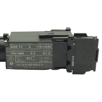 Used Allen Bradley 800ES-LF3 Pushbutton, Flush, Momentary, Green, Illuminated, 1NO